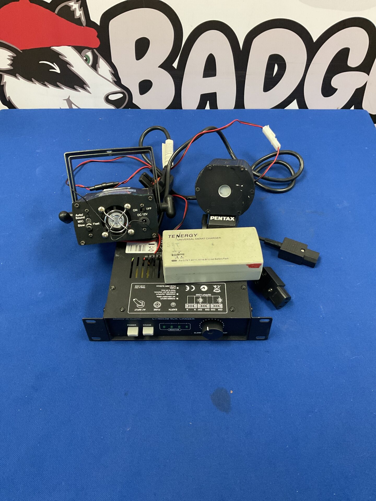 236 Pentax Bliss Lights, ADJ micro 3d laser, Botex CT-4003M 4CH chaser