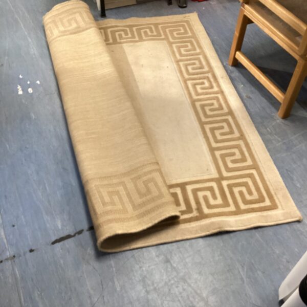 Ivory Structura Heaton fibre rug measuring 160x220cm for modern interiors.