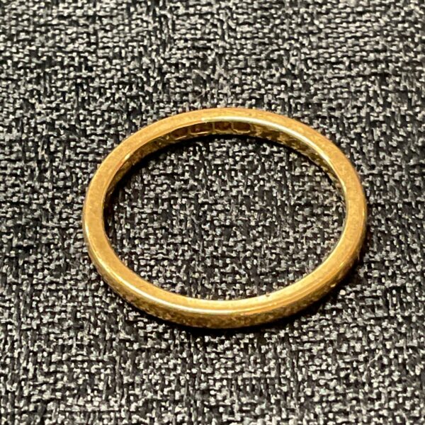 Classic 22ct gold band ring, simple and elegant jewellery.