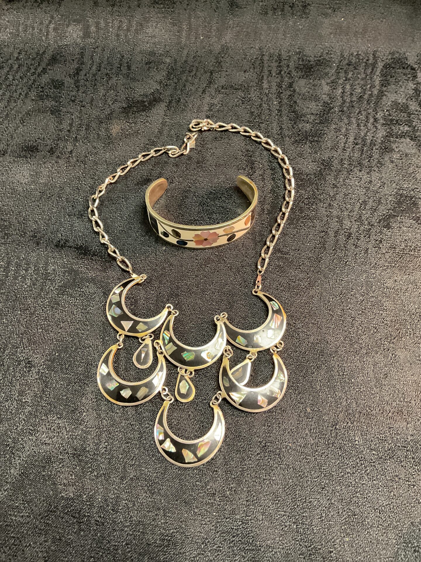 917 Mexican necklace and bracelet set with abalone shell
