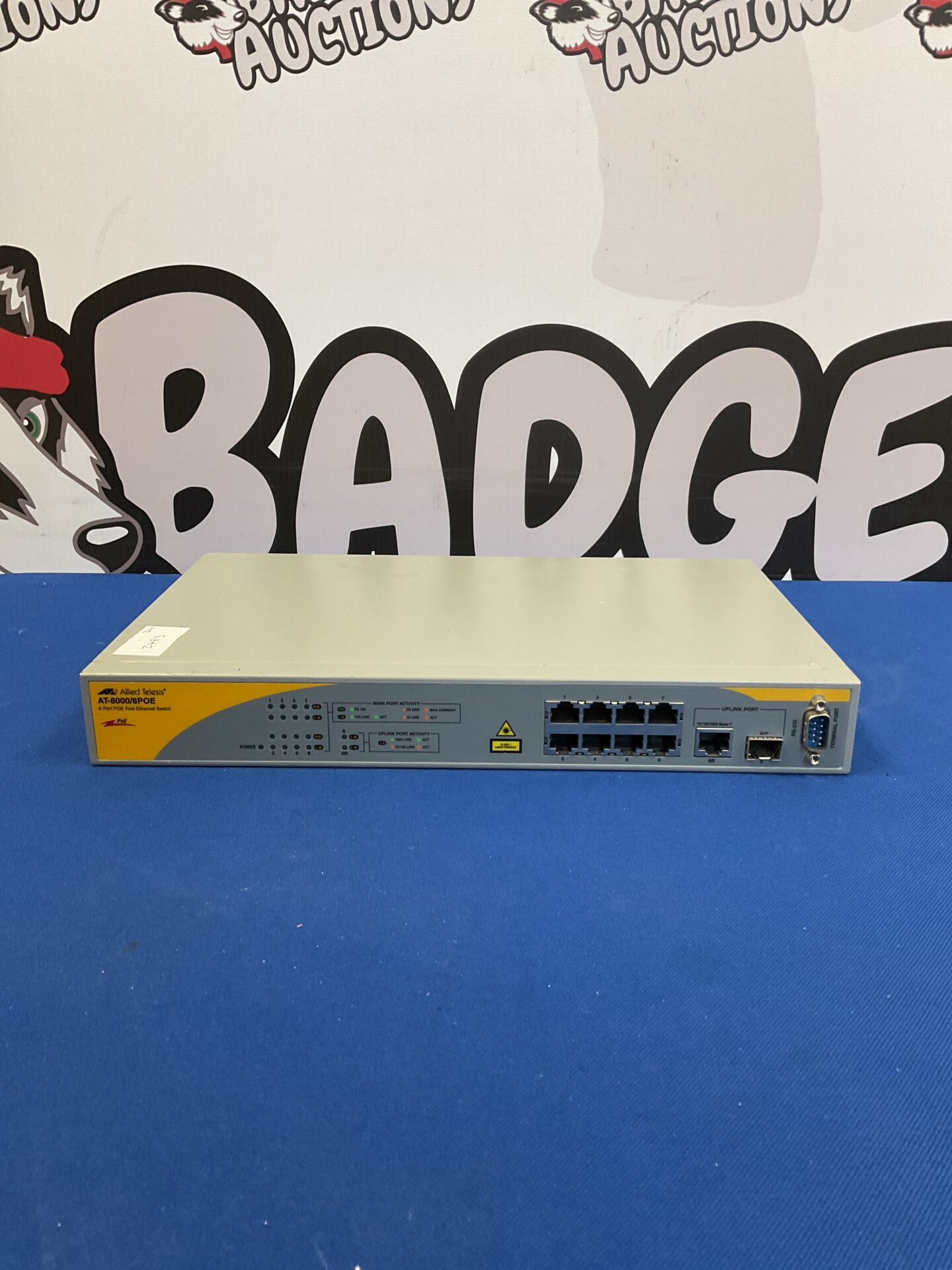 087 Allied Telesis AT-8000/8POE 8 port POE fast ethernet switch