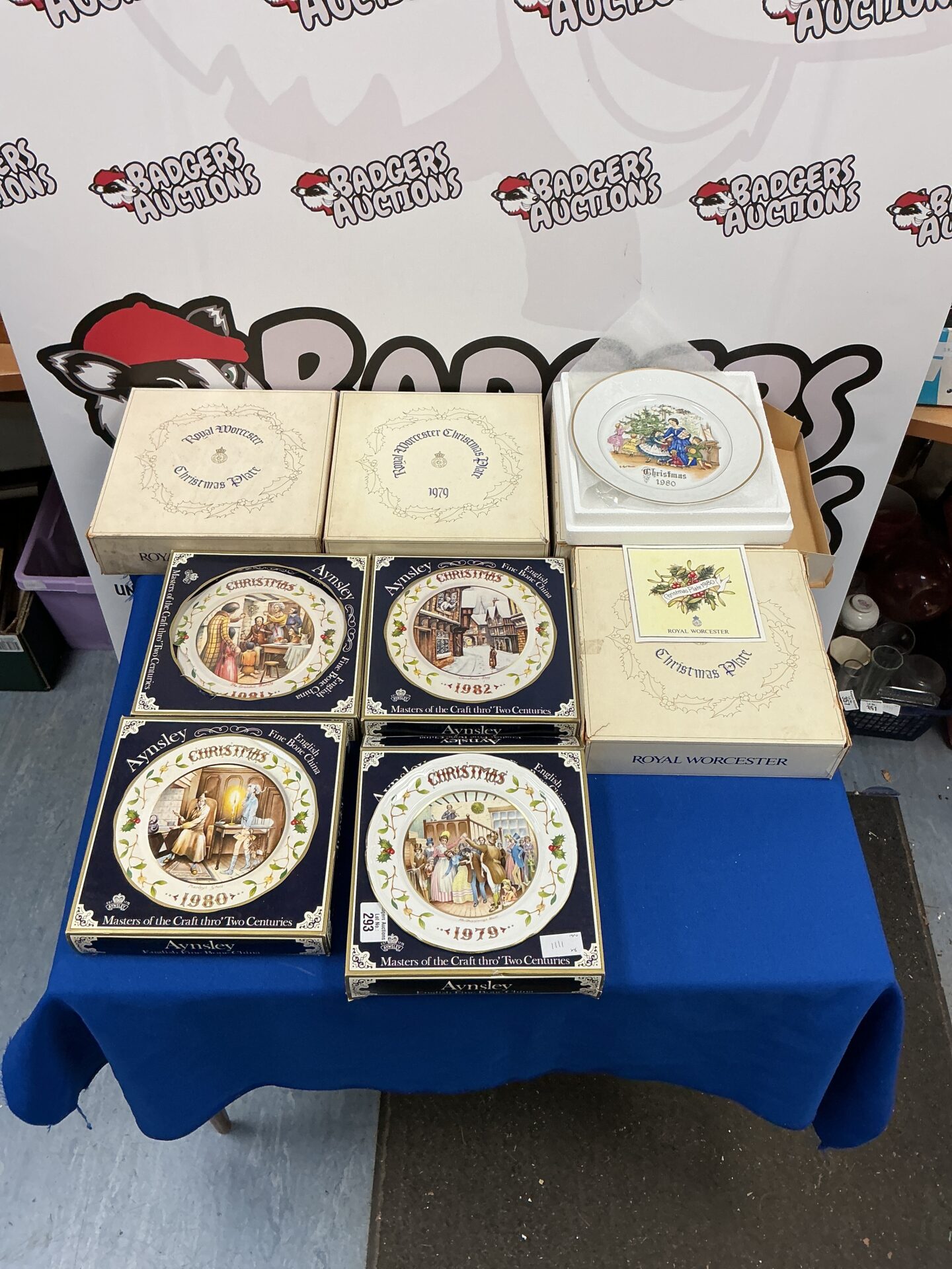 293 Selection of Aynsley and Royal Worcester Christmas Plates