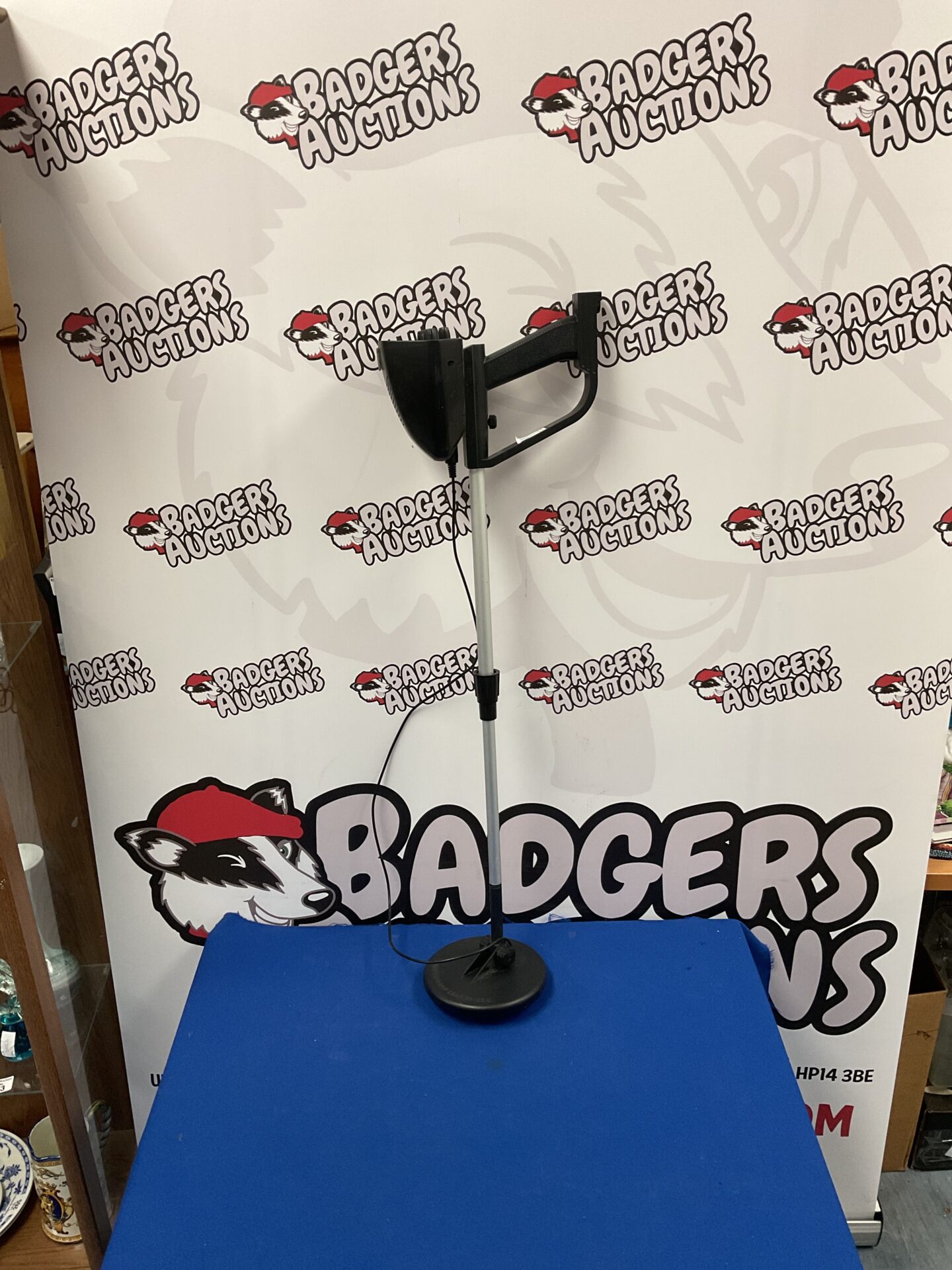 229 Metal detector