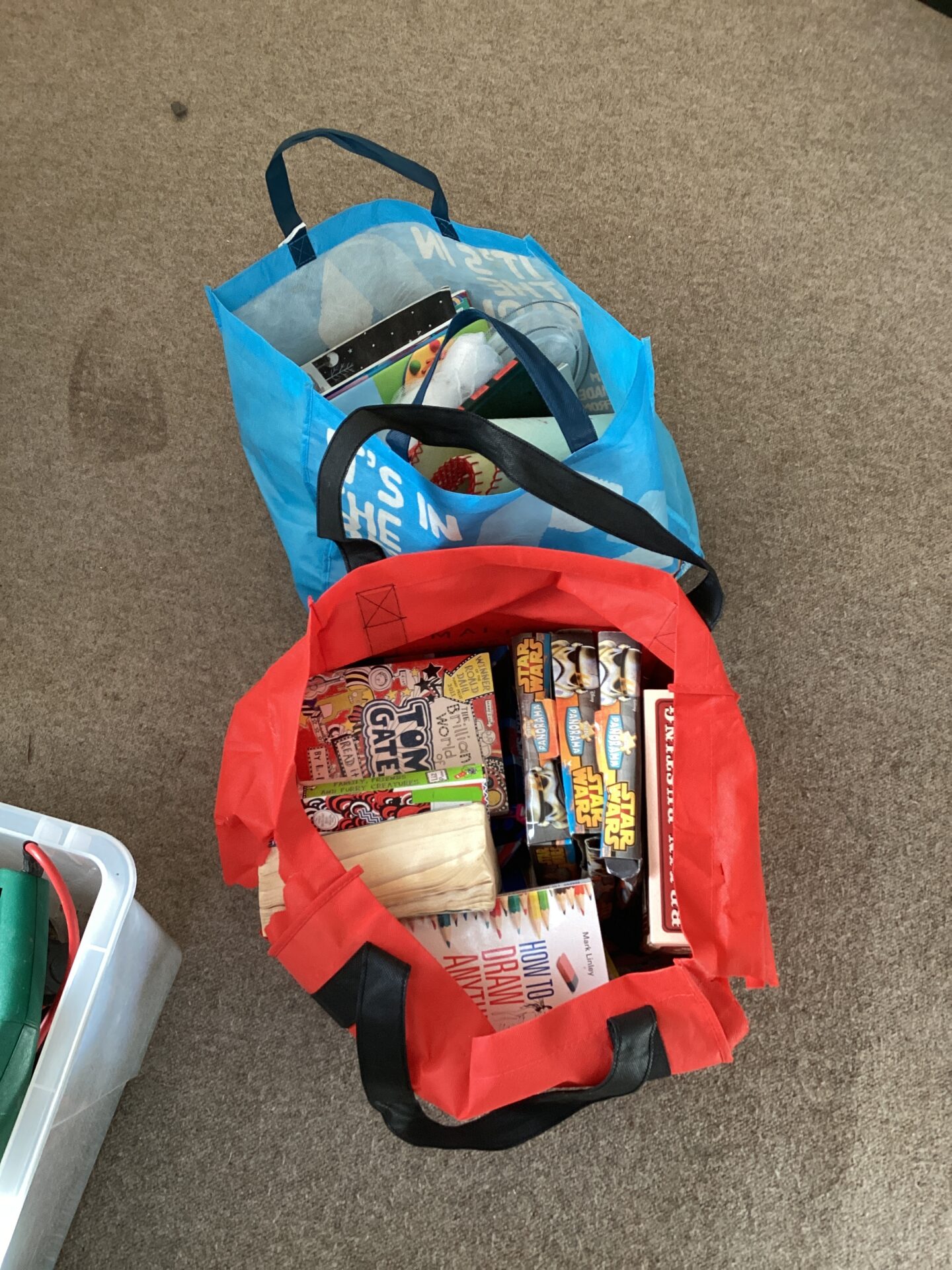 1258 Two bags of mixed kids books