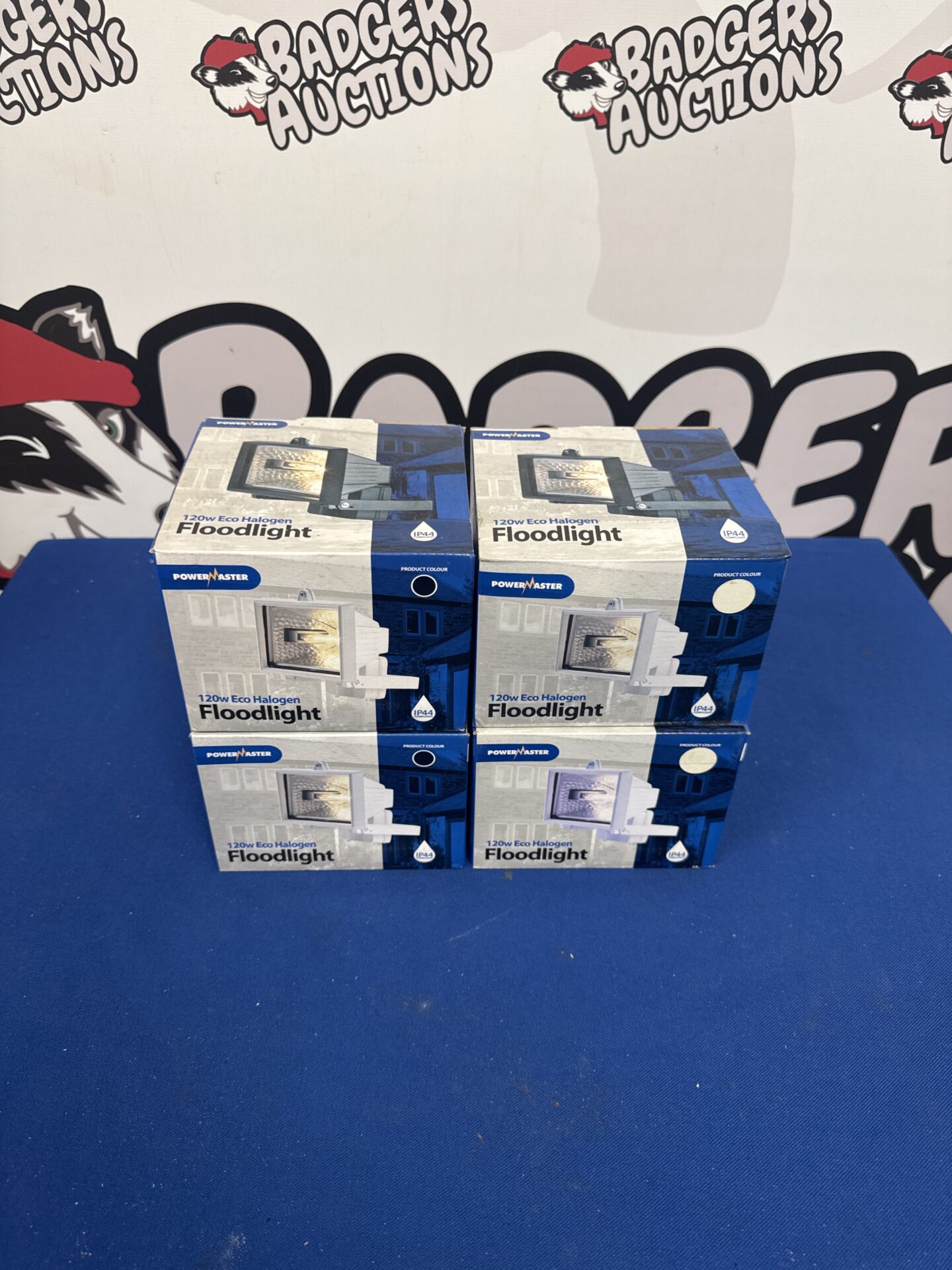 1052 Eco Halogen Floodlights – IP44 Outdoor Lighting