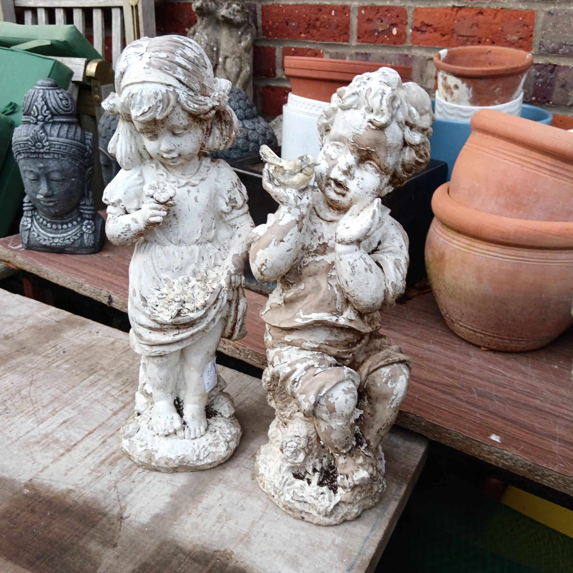 1367 Boy & girl plastic garden ornaments