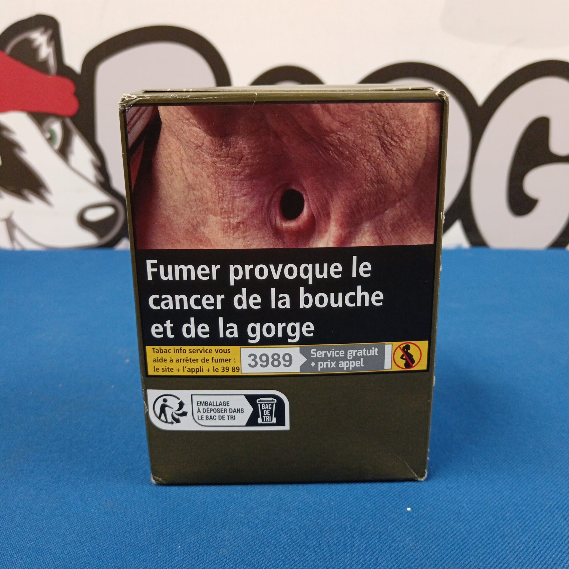 780 5x pouches of golden Virginia rolling tobacco