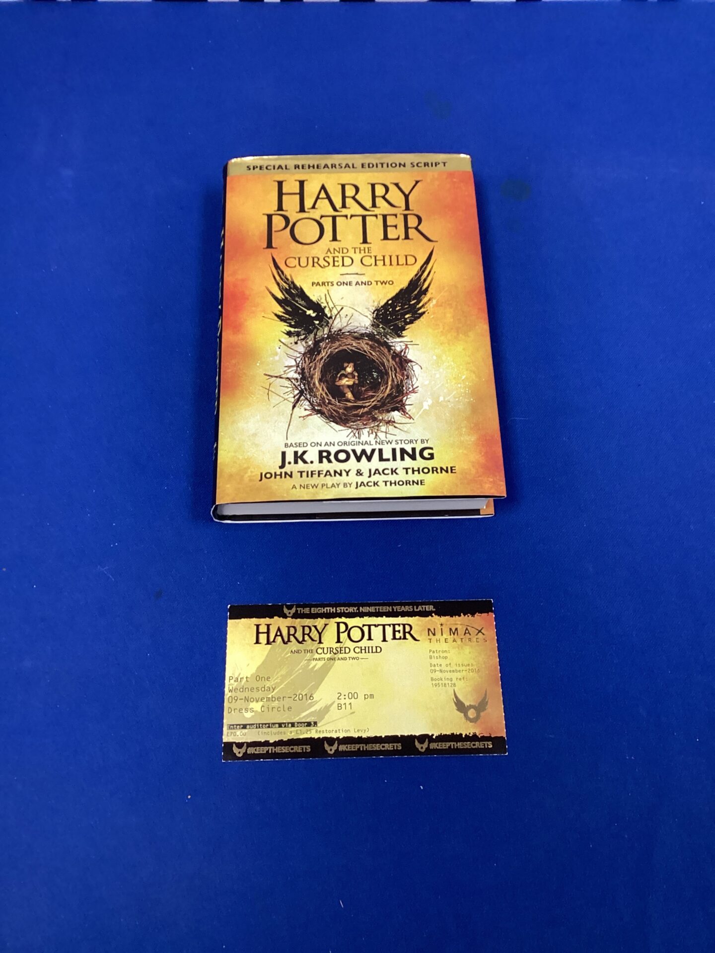 511 harry potter cursed child book with theatre ticket