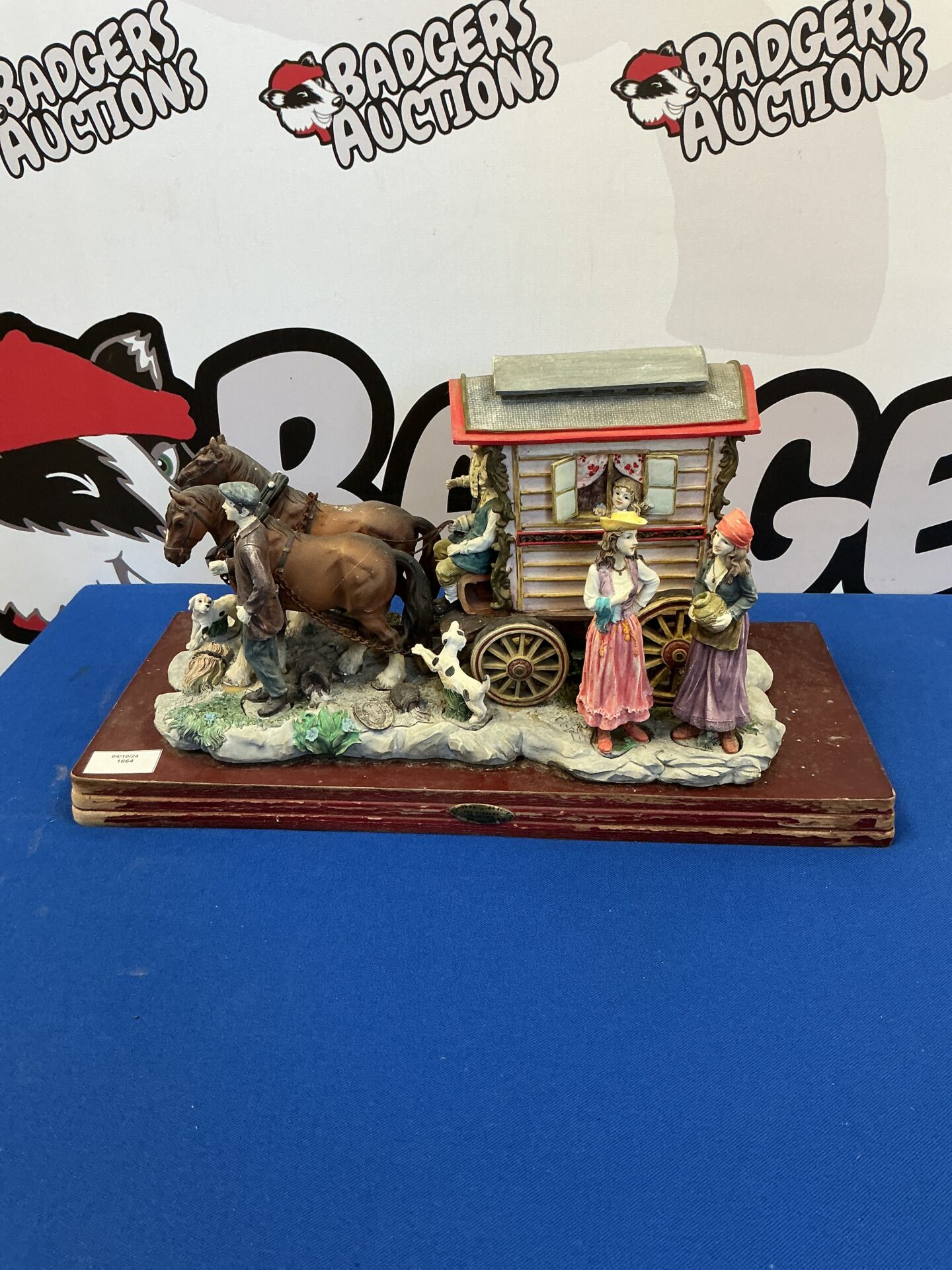 271 The Academy Collection travellers Caravan and horses