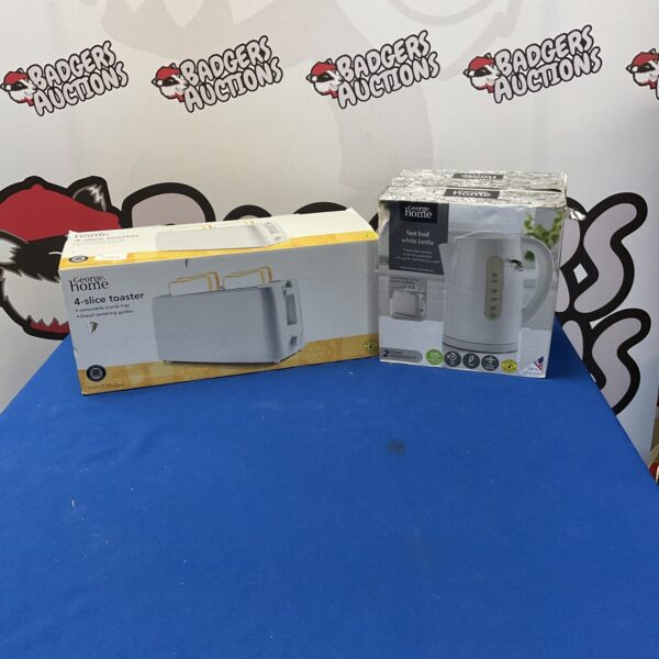 New George Home toaster and kettle set in original packaging.