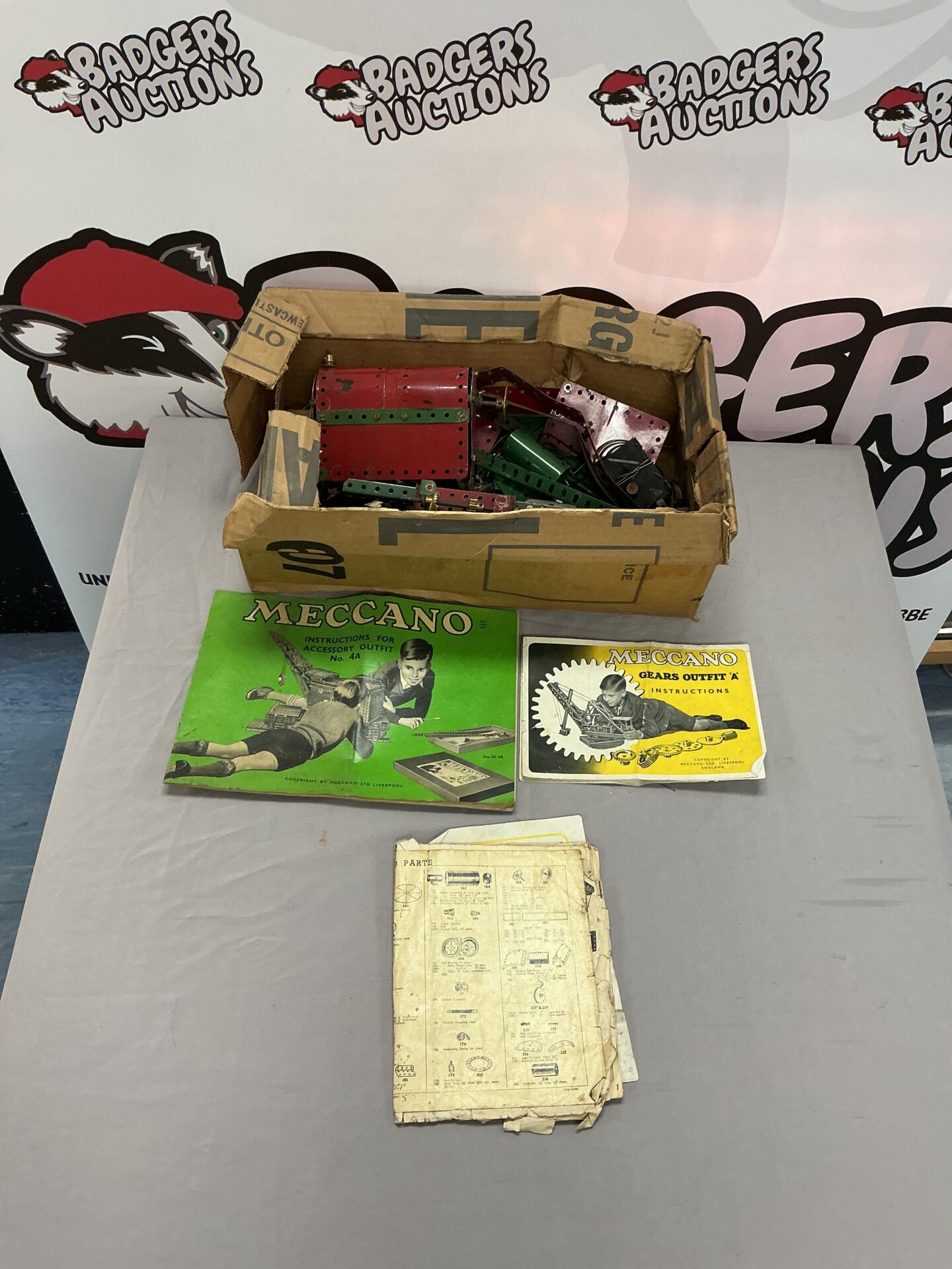 359 Vintage Meccano set and catalogues