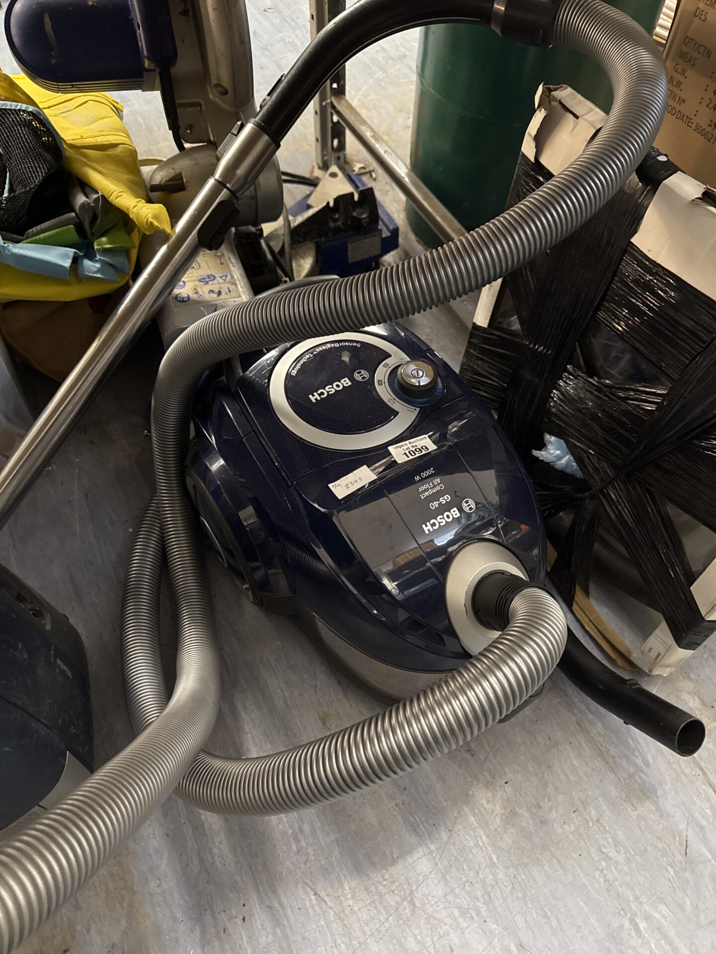 1099 Bosch gs-40 stowaway Hoover