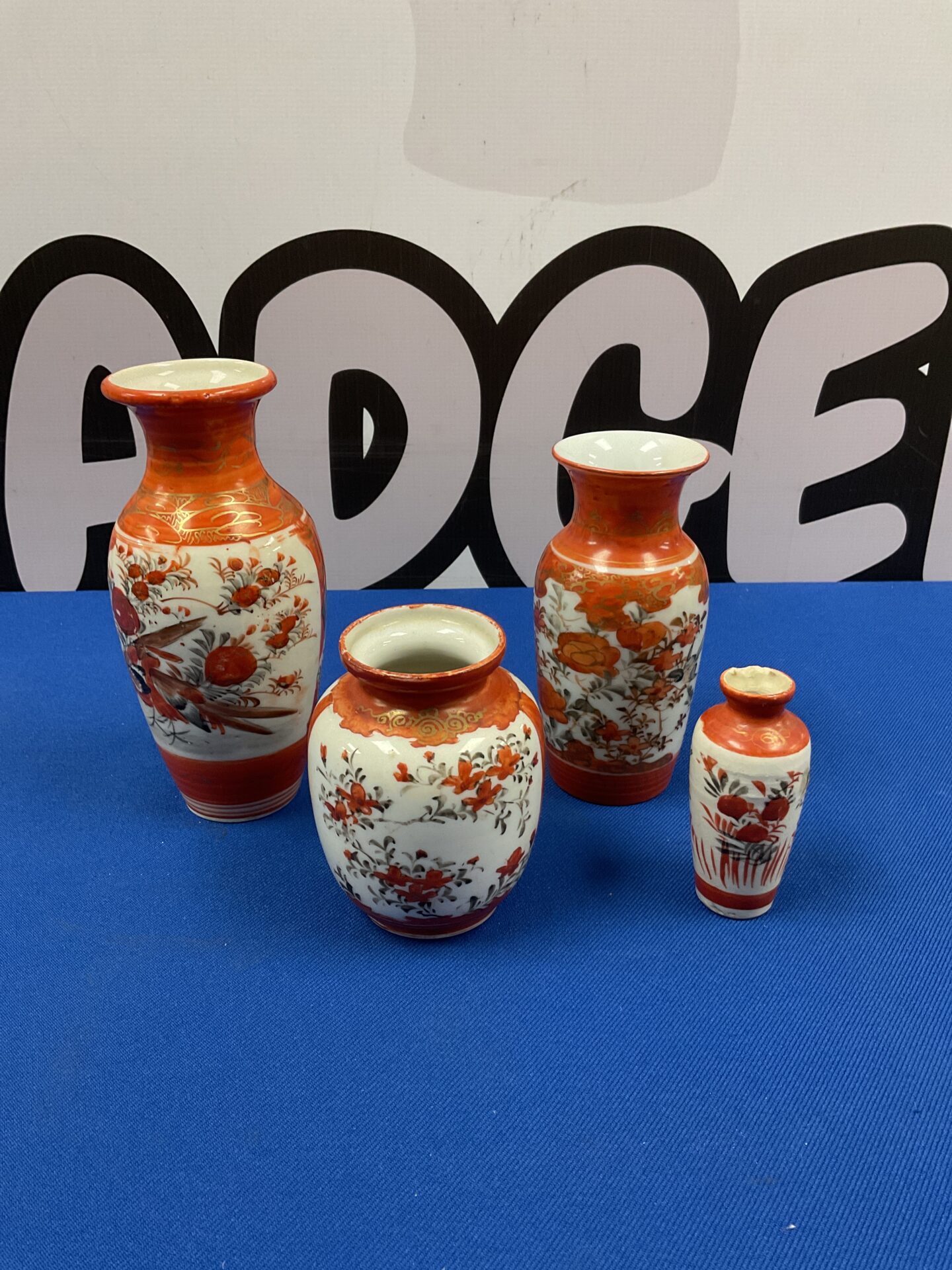 038 Four small Japanese kutani vases