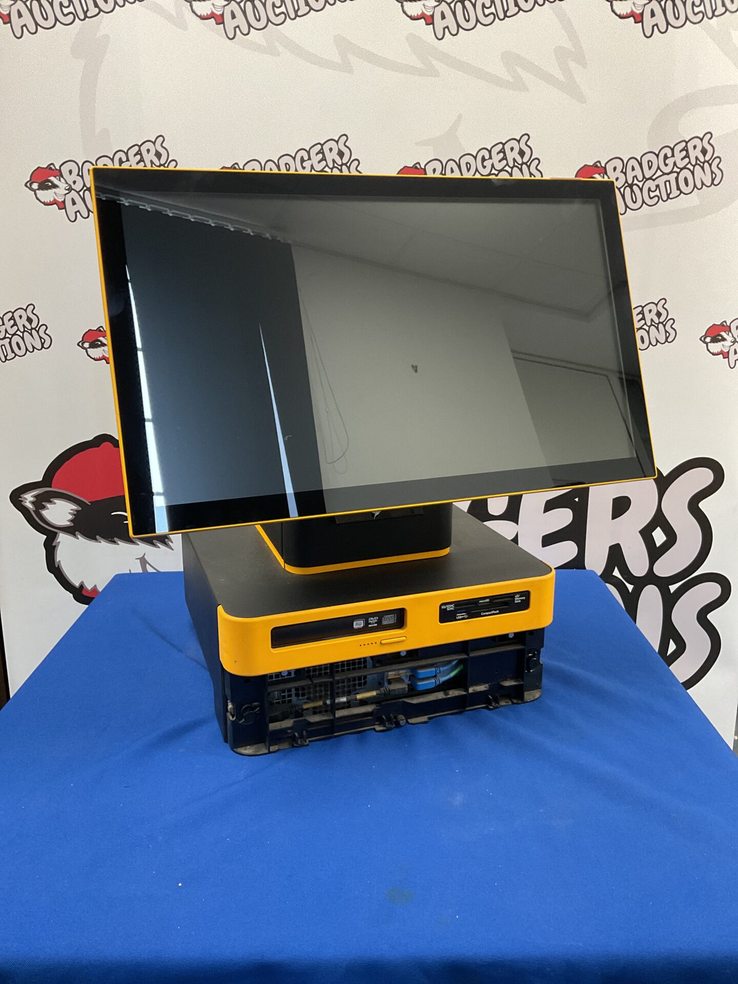 149 Kodak Picture Console Kiosk 8 computer working but password locked