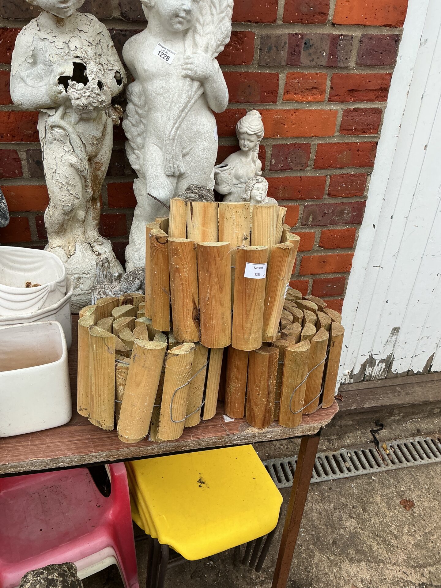 1223 Three rolls of log garden Edging