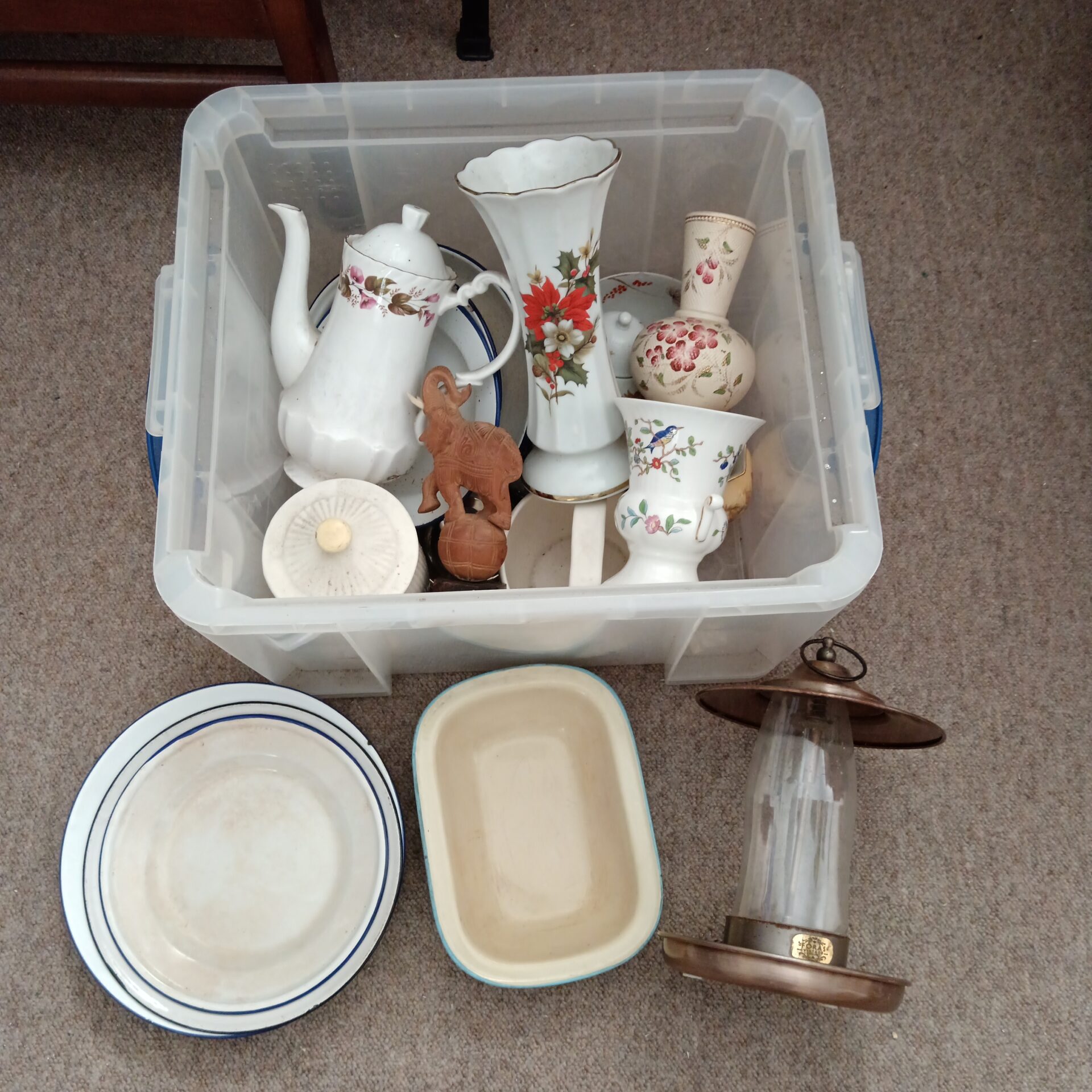1225 Box of mixed china including aynsley & enamel dishes