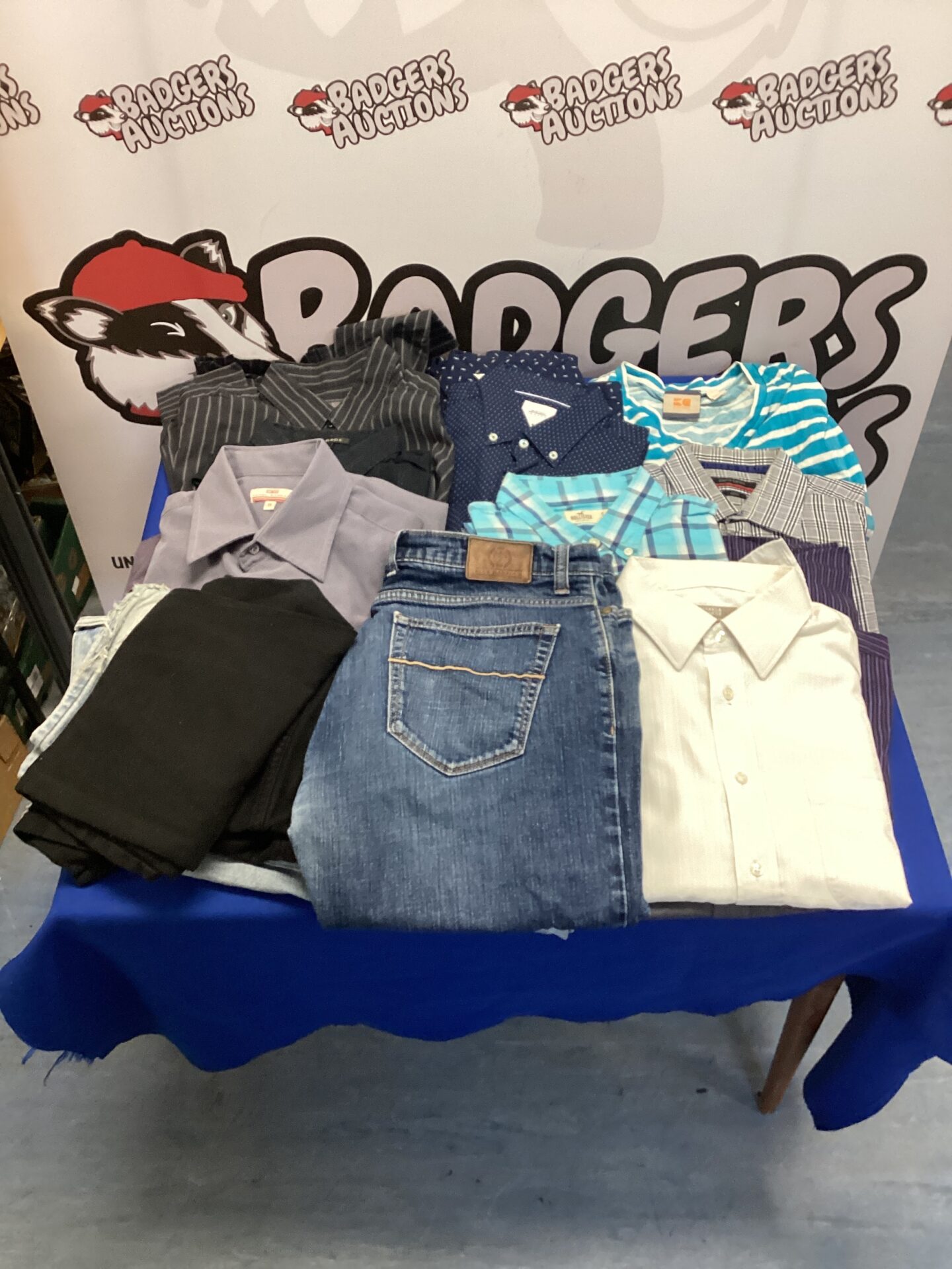559 Bag of mixed clothing inc ted baker, Hollister & burton menswear