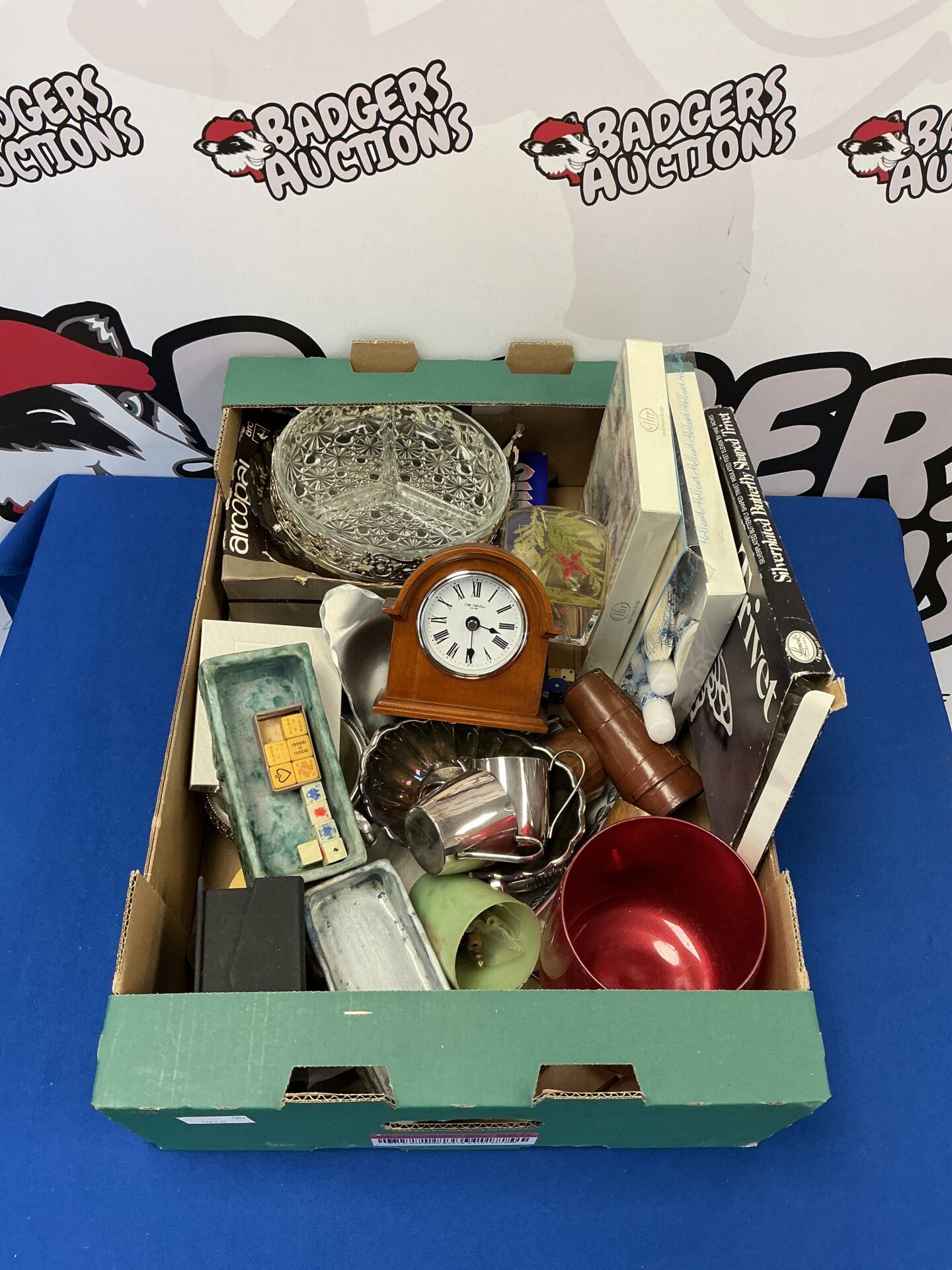 356 Box of mixed items inc