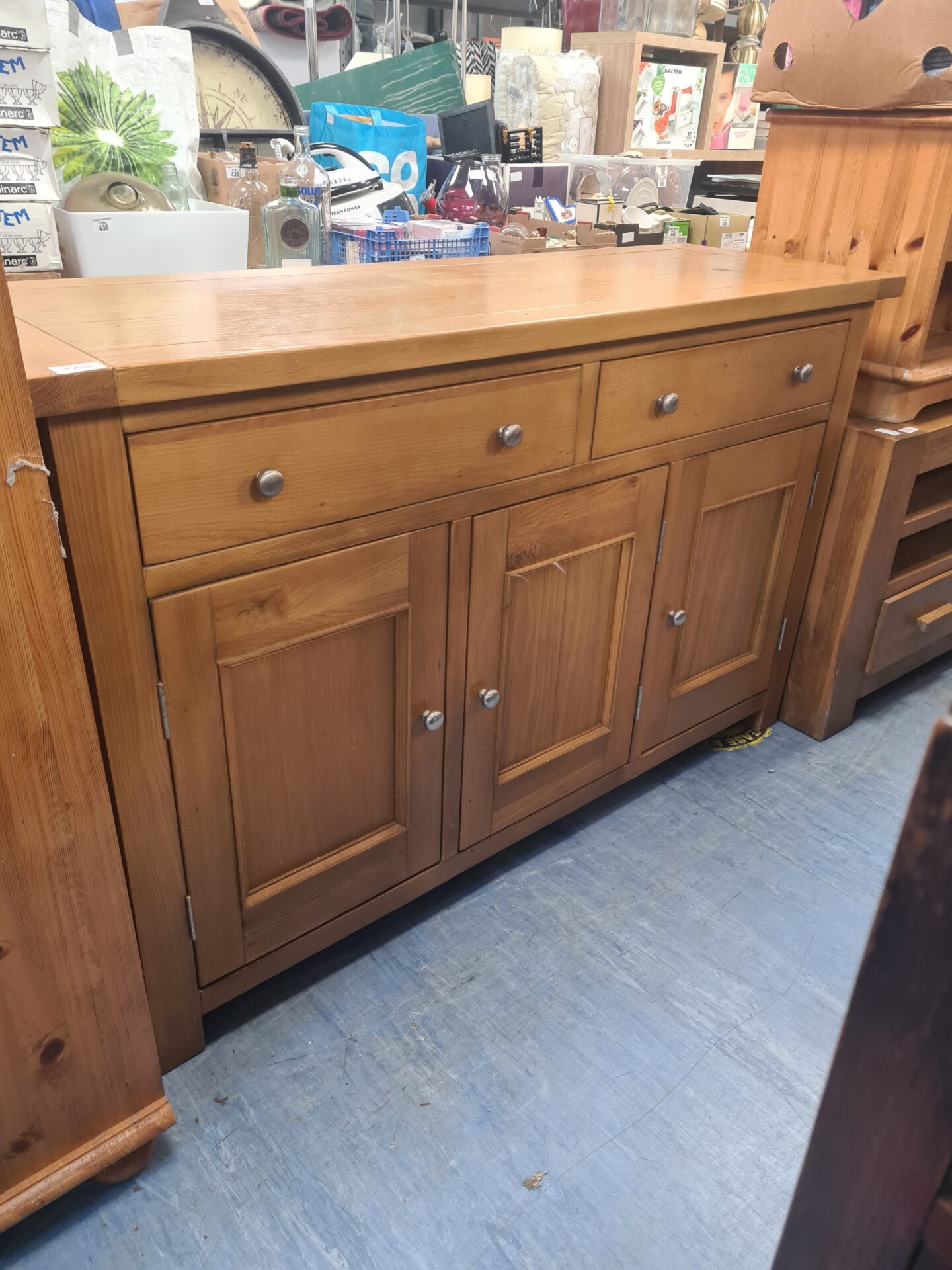 456 Solid oak sideboard with two draws