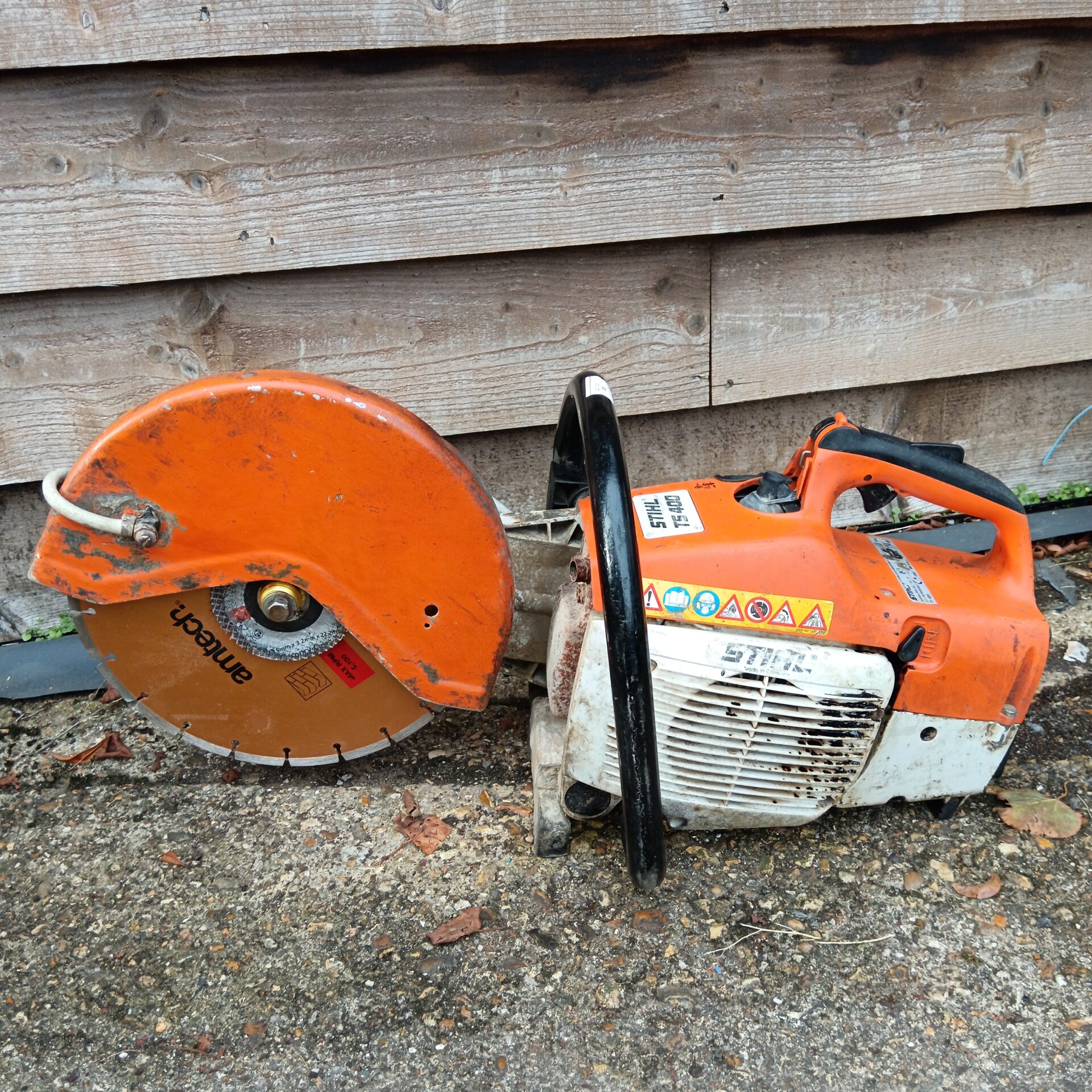 1229 Stihl ts400 petrol disc cutter