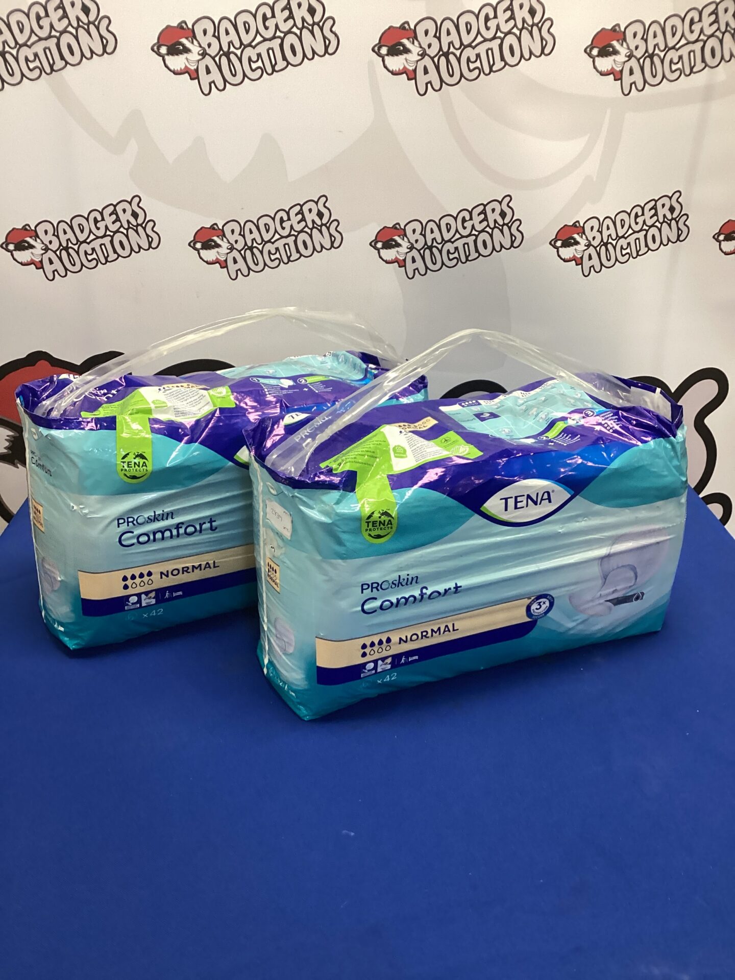 678 Two packs of tena pro skin comfort pads