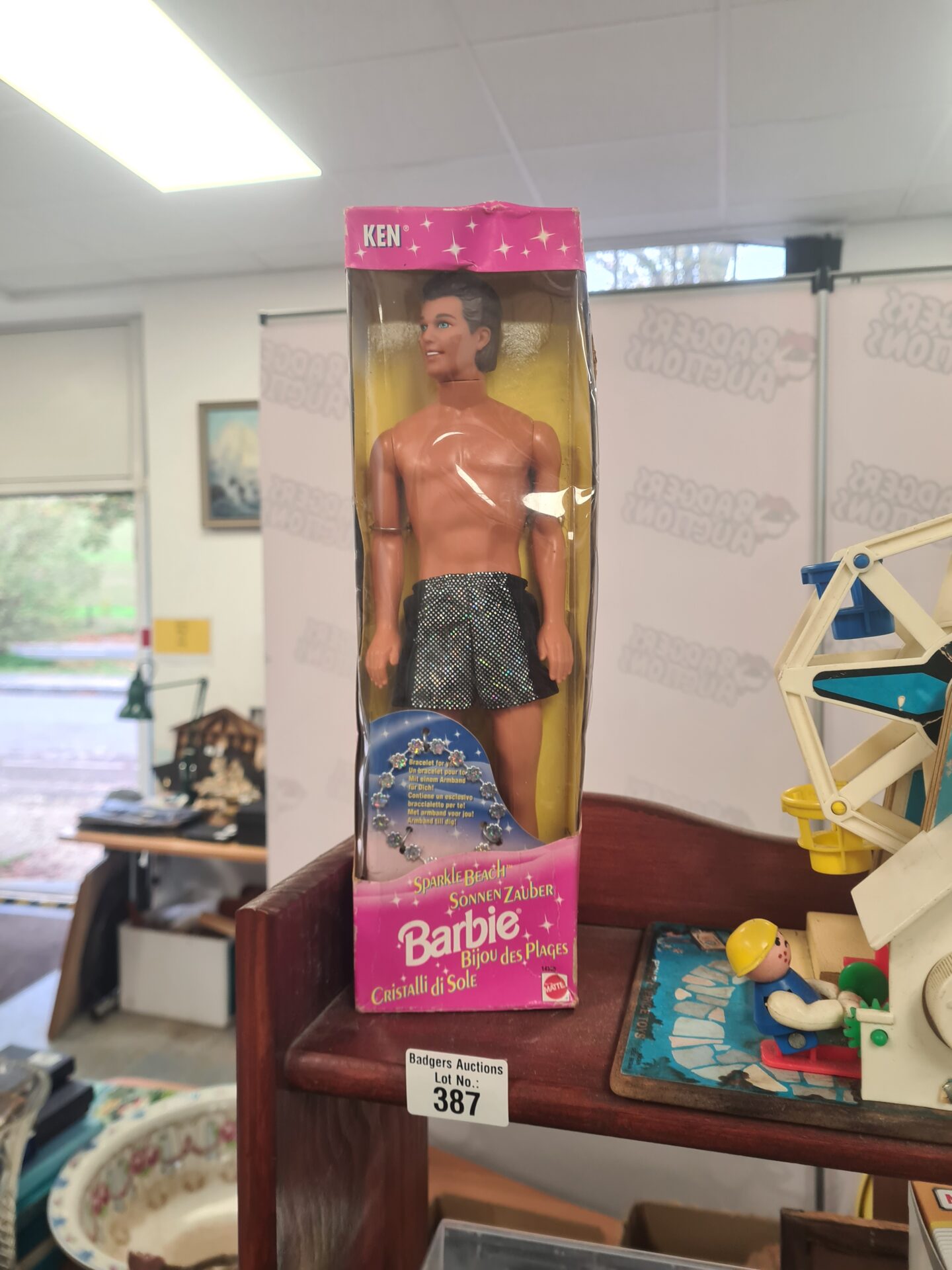 387 Retro 1995 Mattel Barbie Ken Doll Boxed