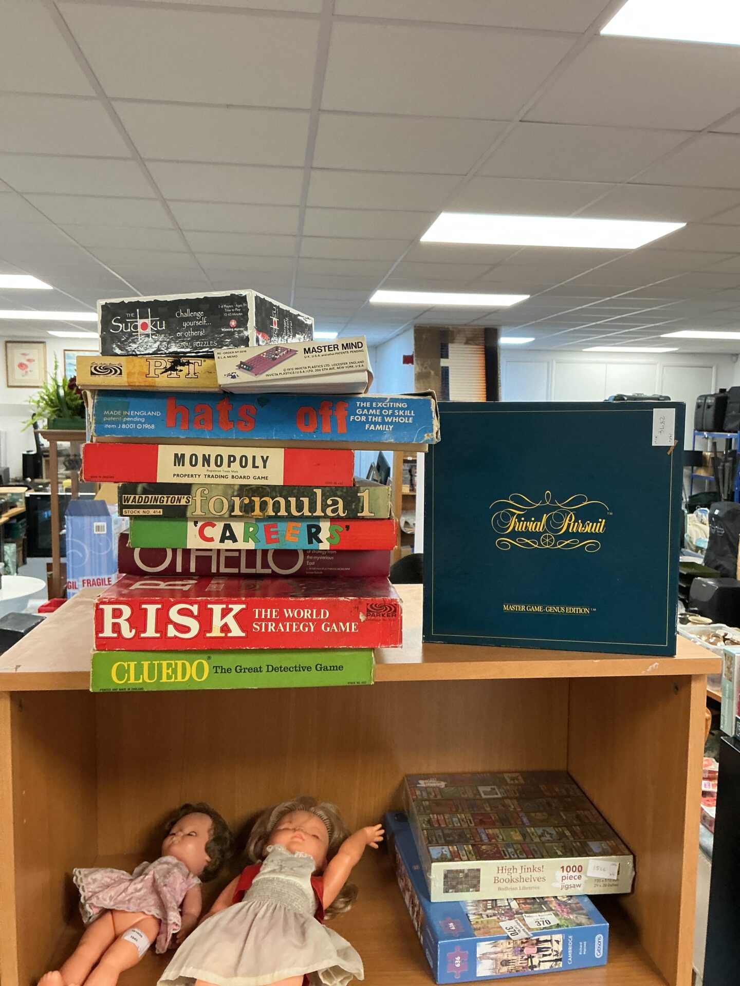 367 Quantity of classic Parlour Games