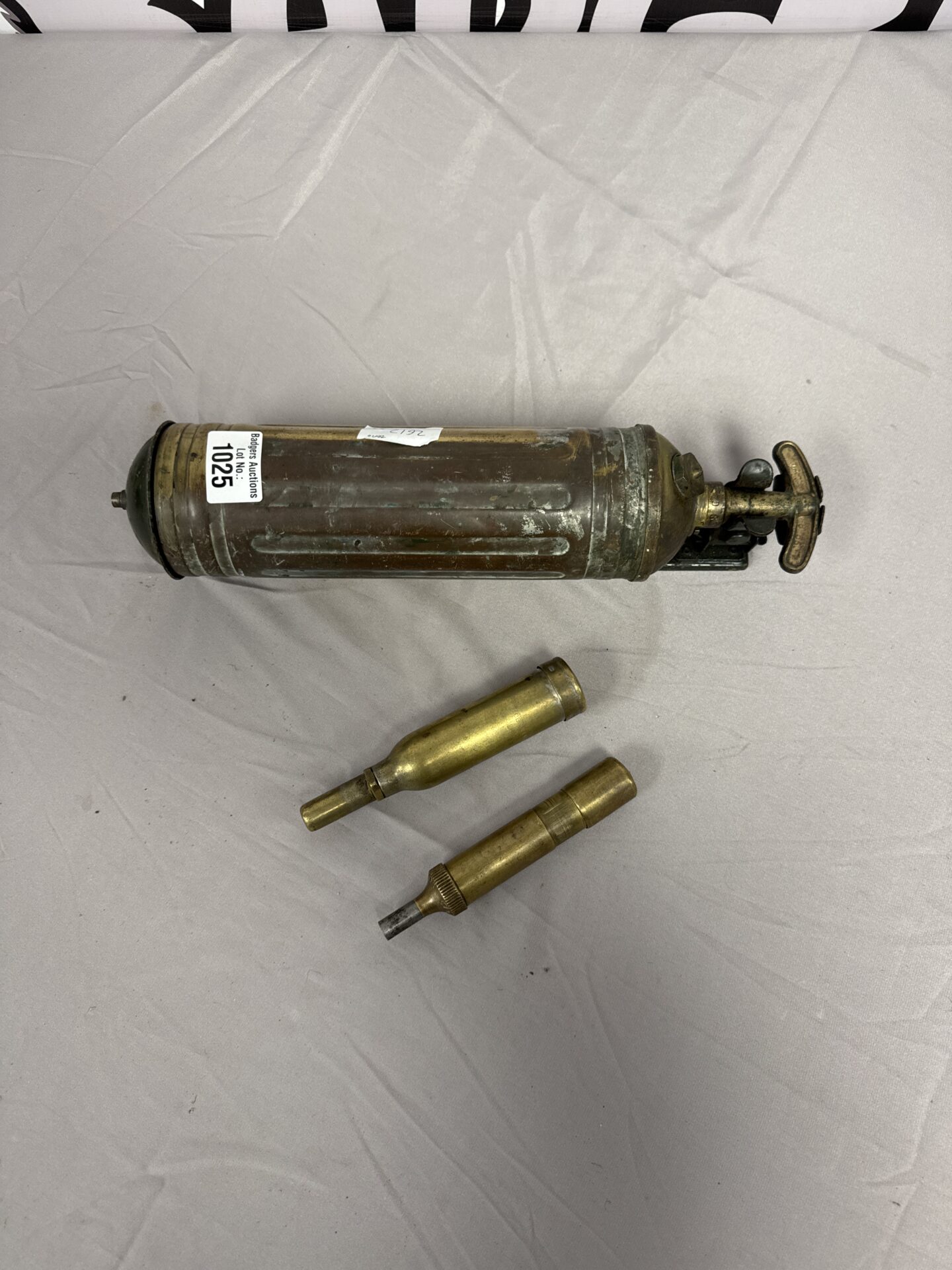 1025 Vintage car fire extinguisher with two motorcycle grease guns