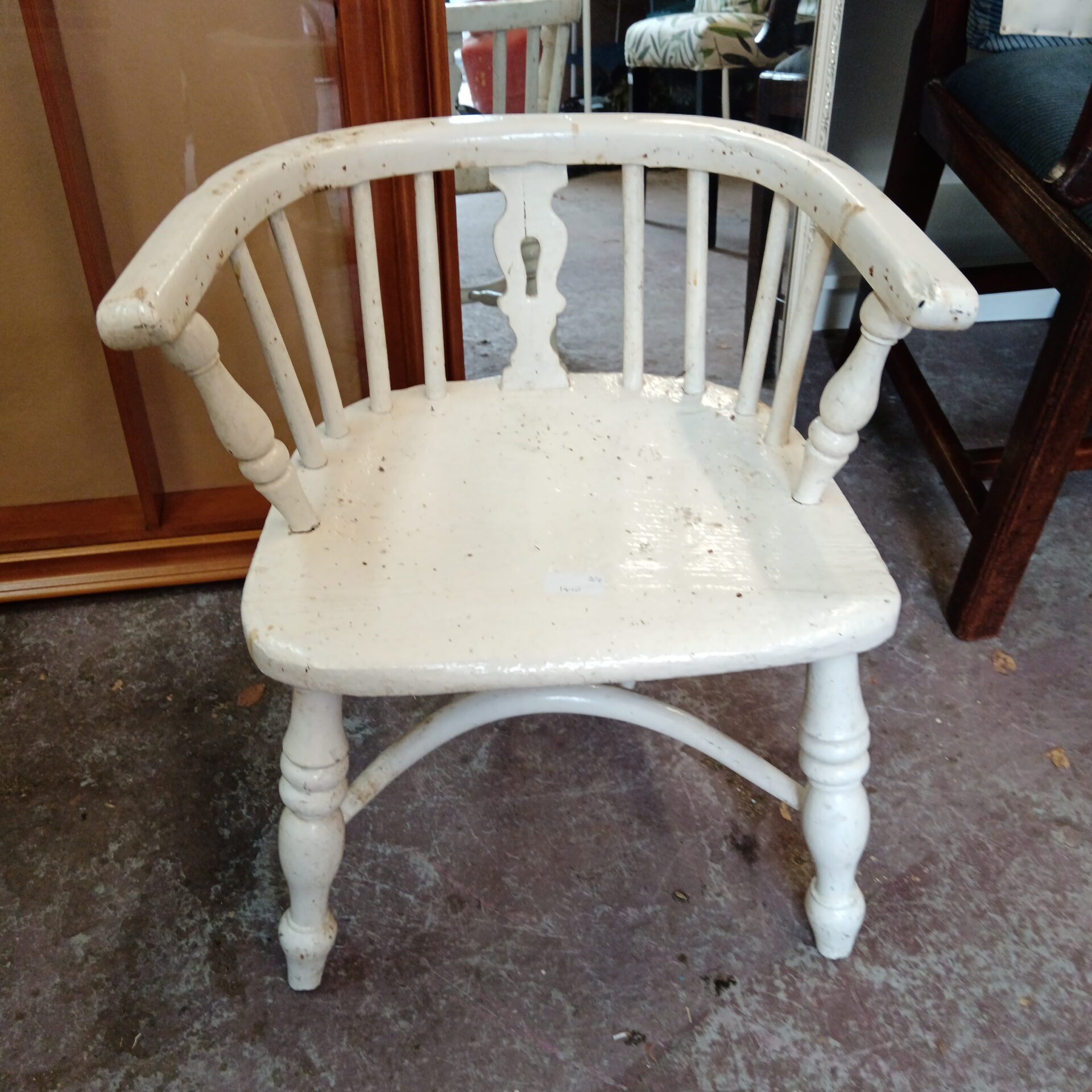 1332 Vintage child’s stick back chair