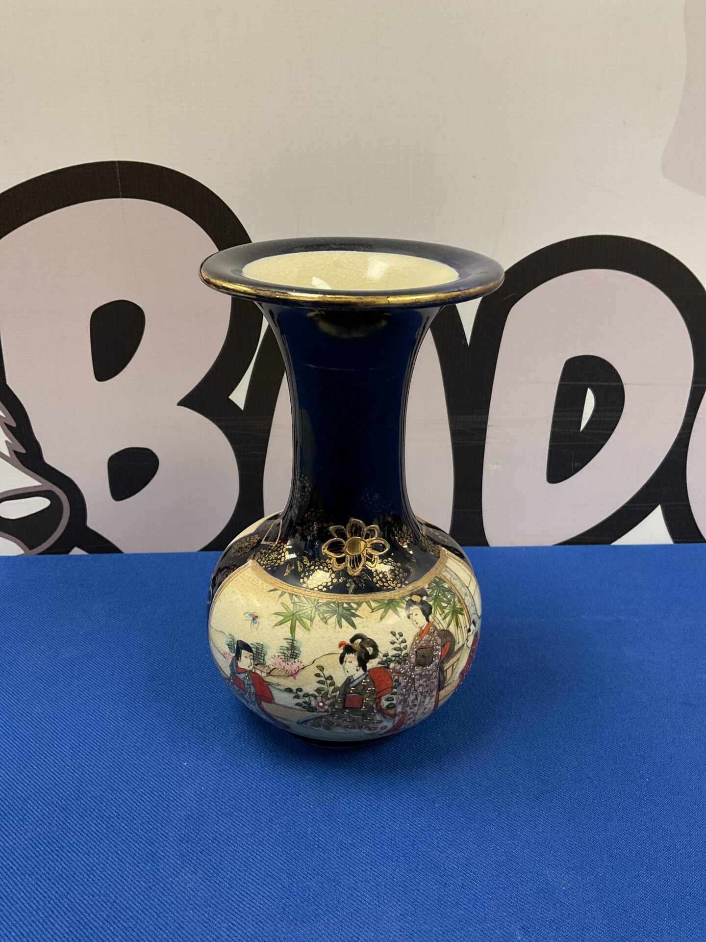 039 19th Century 7” Japanese satsuma vase signed on base
