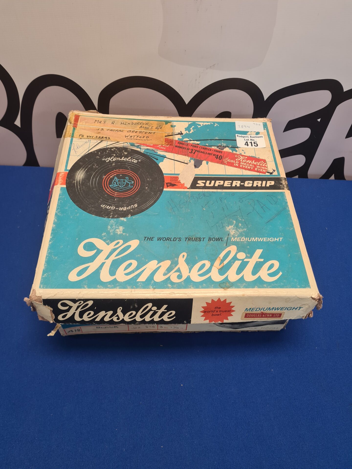 415 Vintage Henselite Super Grip Boules