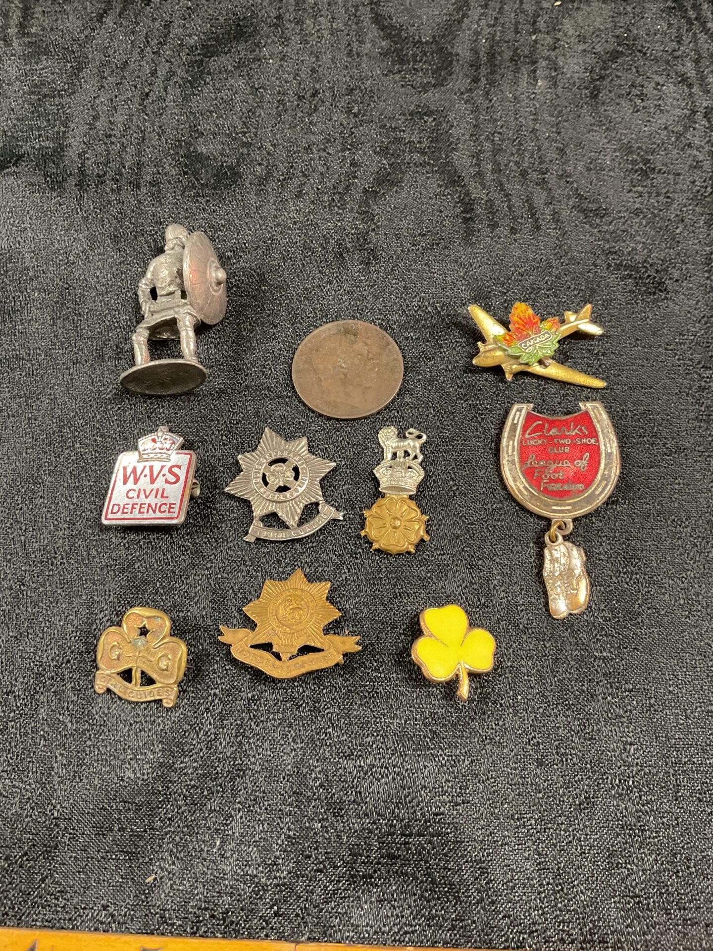 895 Box old badges Inc some military