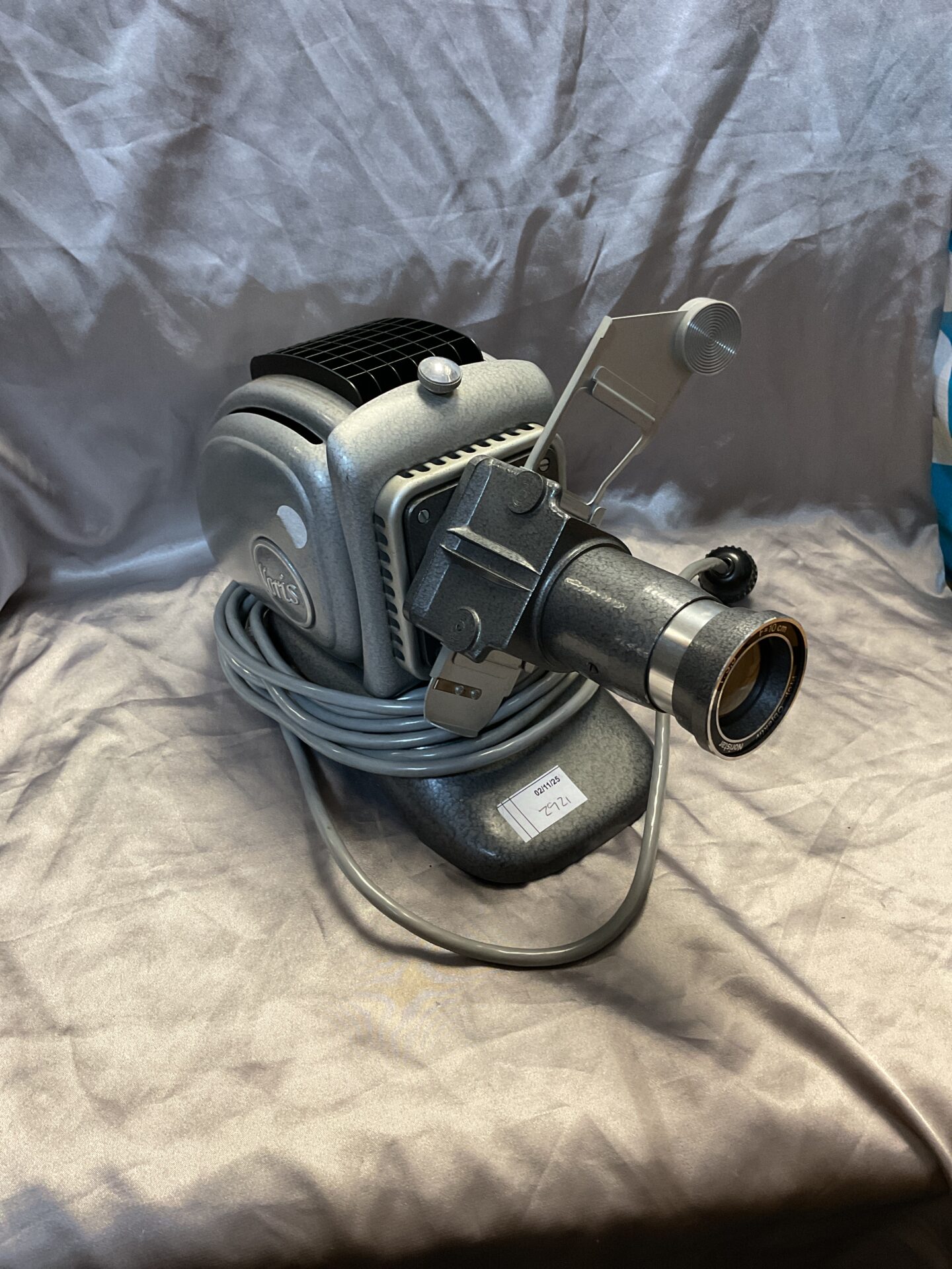 223 Vintage Noris Slide Projector