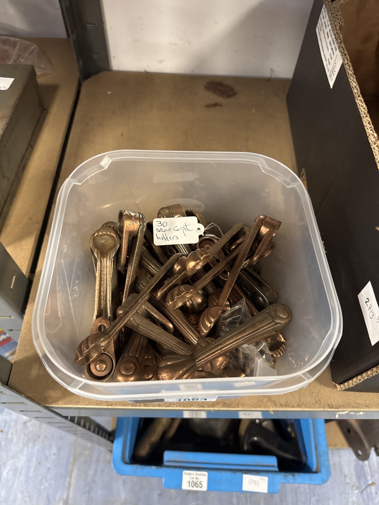 1032 Box of 30 vintage stair carpet holders