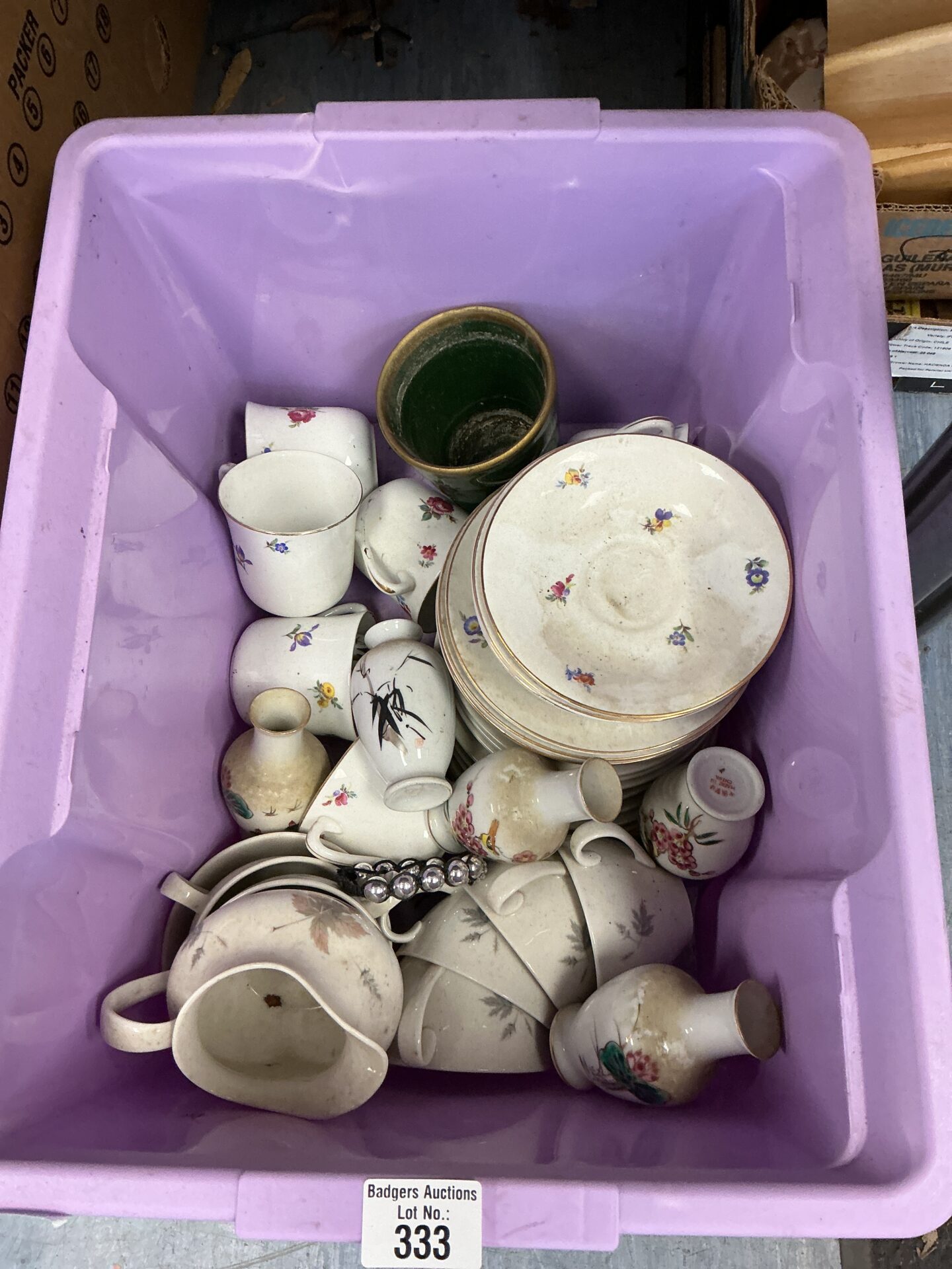 333 Box of mixed items inc vases
