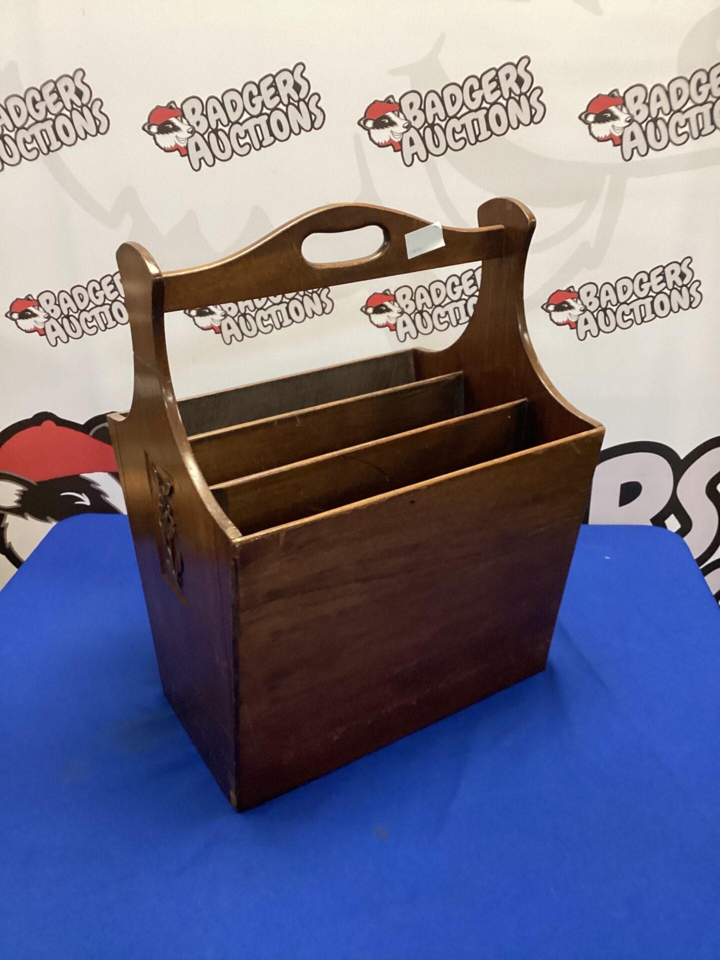 272 Vintage wooden magazine rack