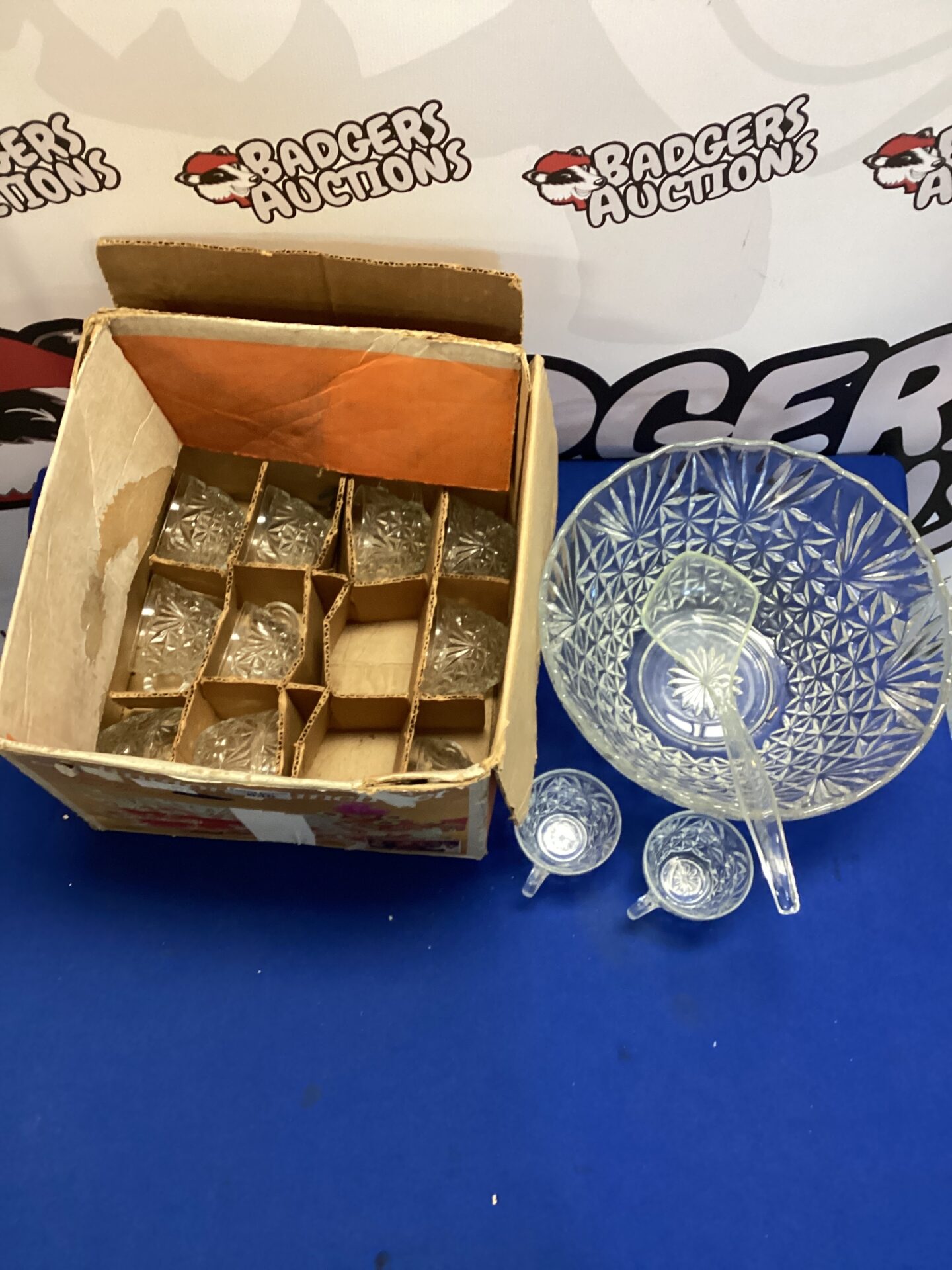 636 Arlington punch bowl set complete with ladle and 12 cups
