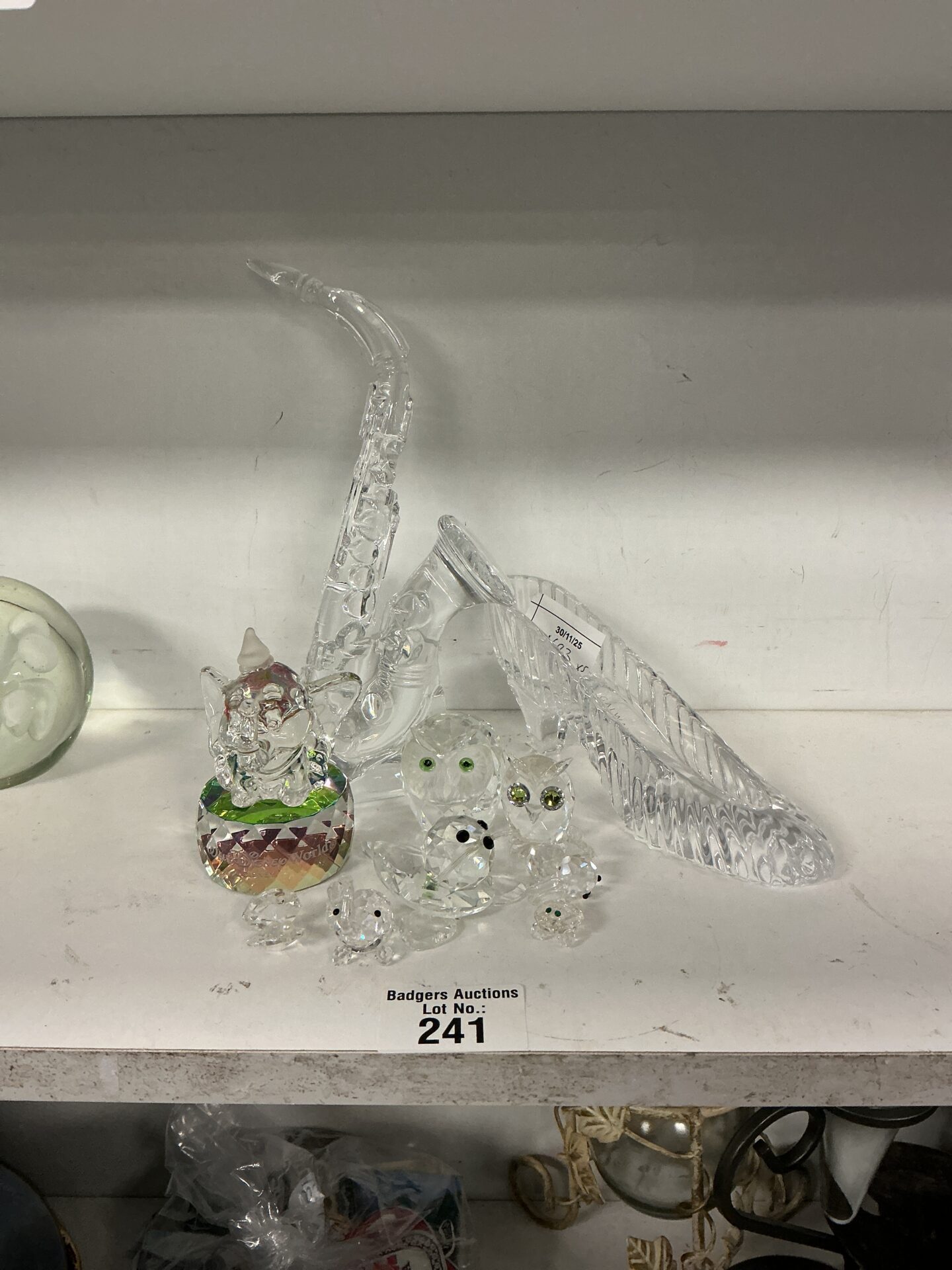 241 Collection of crystal animals including slipper & Walt Disney world dumbo