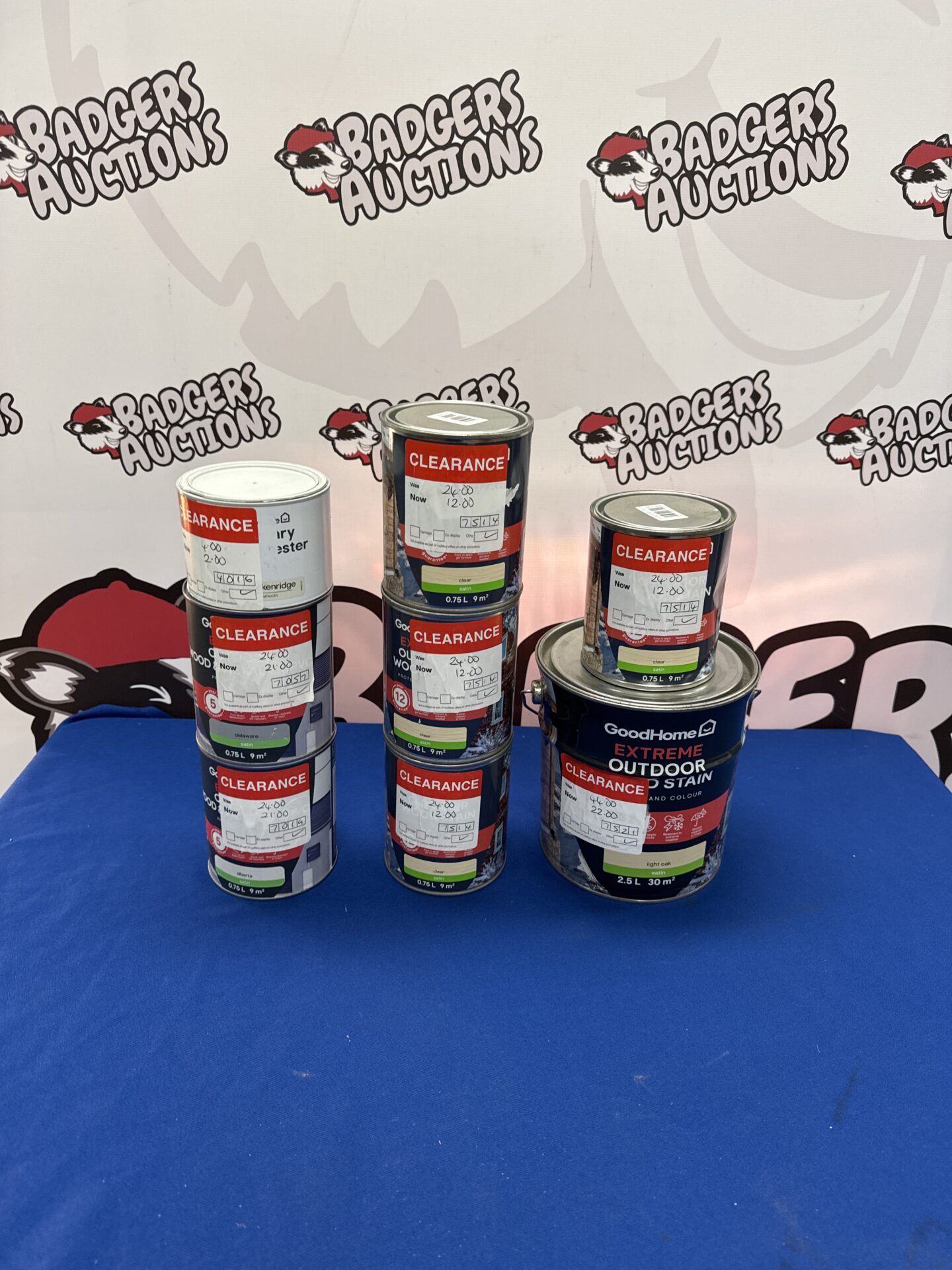 1004 Selection of new tins of good home paint & stains