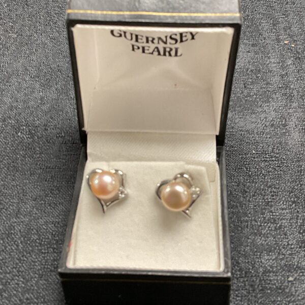 Vintage Guernsey Pearl earrings with freshwater pearls and silver hearts.