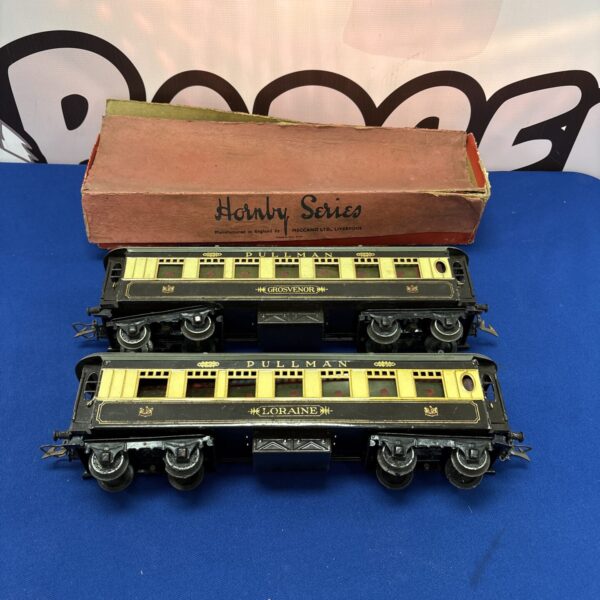 Vintage Hornby O Gauge Pullman carriage, a classic model railway collectible.