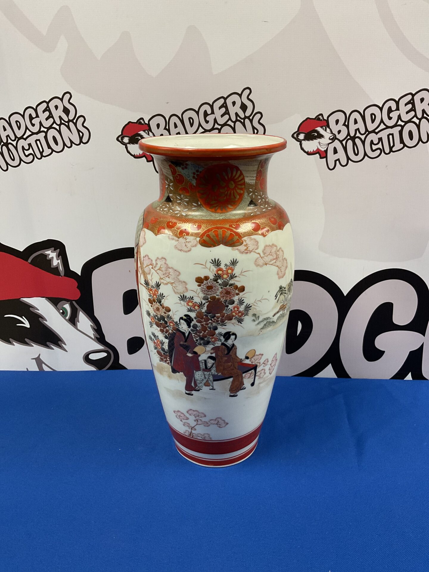 059 Japanese hand painted meiji kutani vase 14.5” tall, signed on base