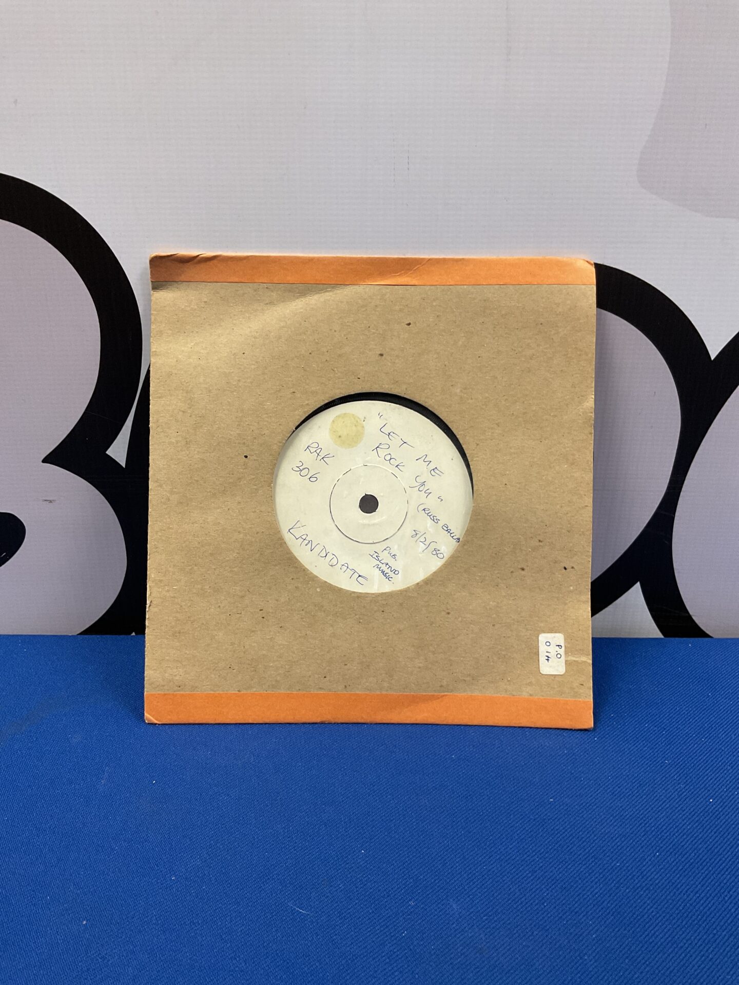 135 Kandidate “Let Me Rock You” 1980 White Label Promo