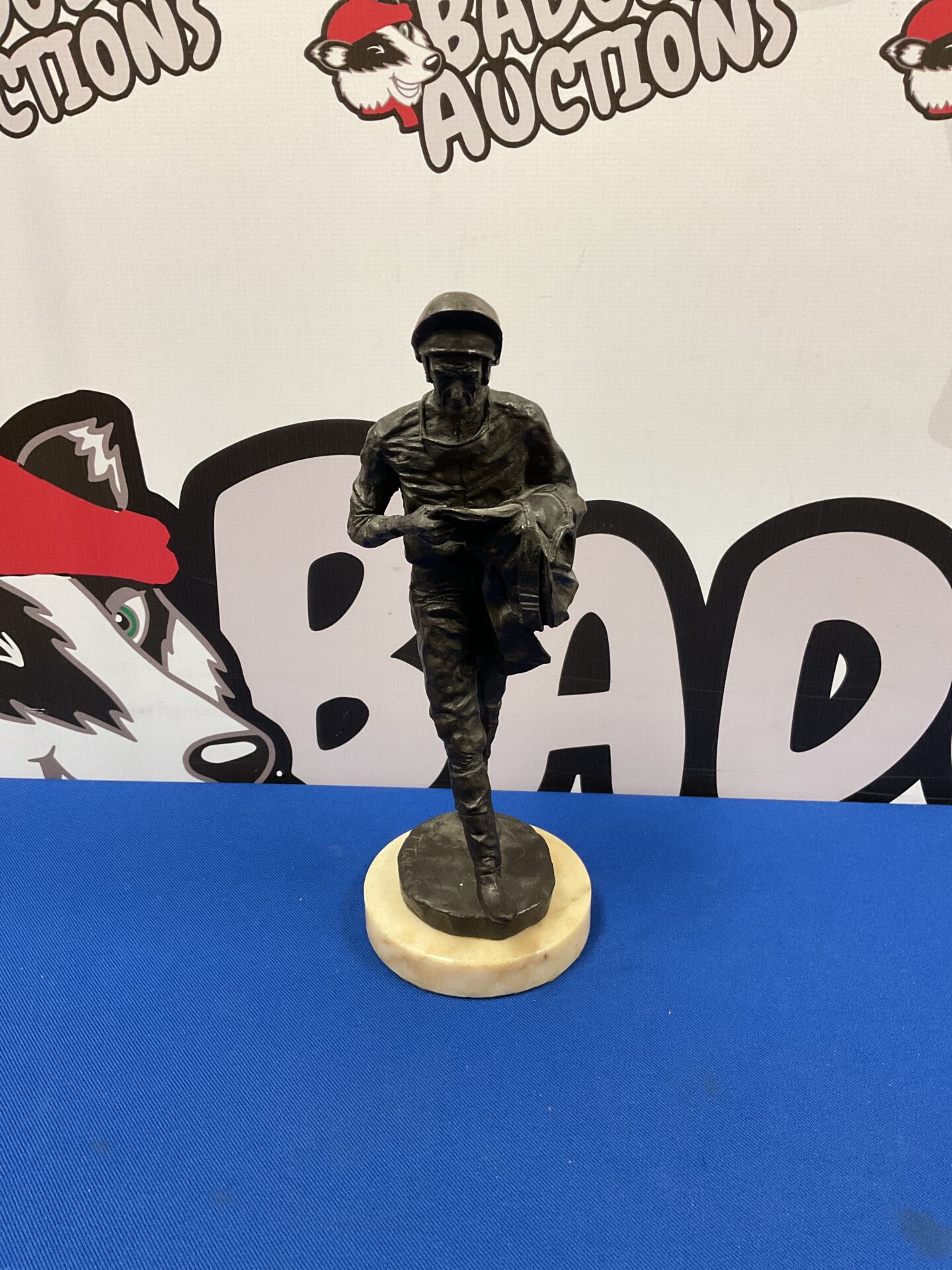 013 T taylor bronzed resin sculpture of Lester piggott