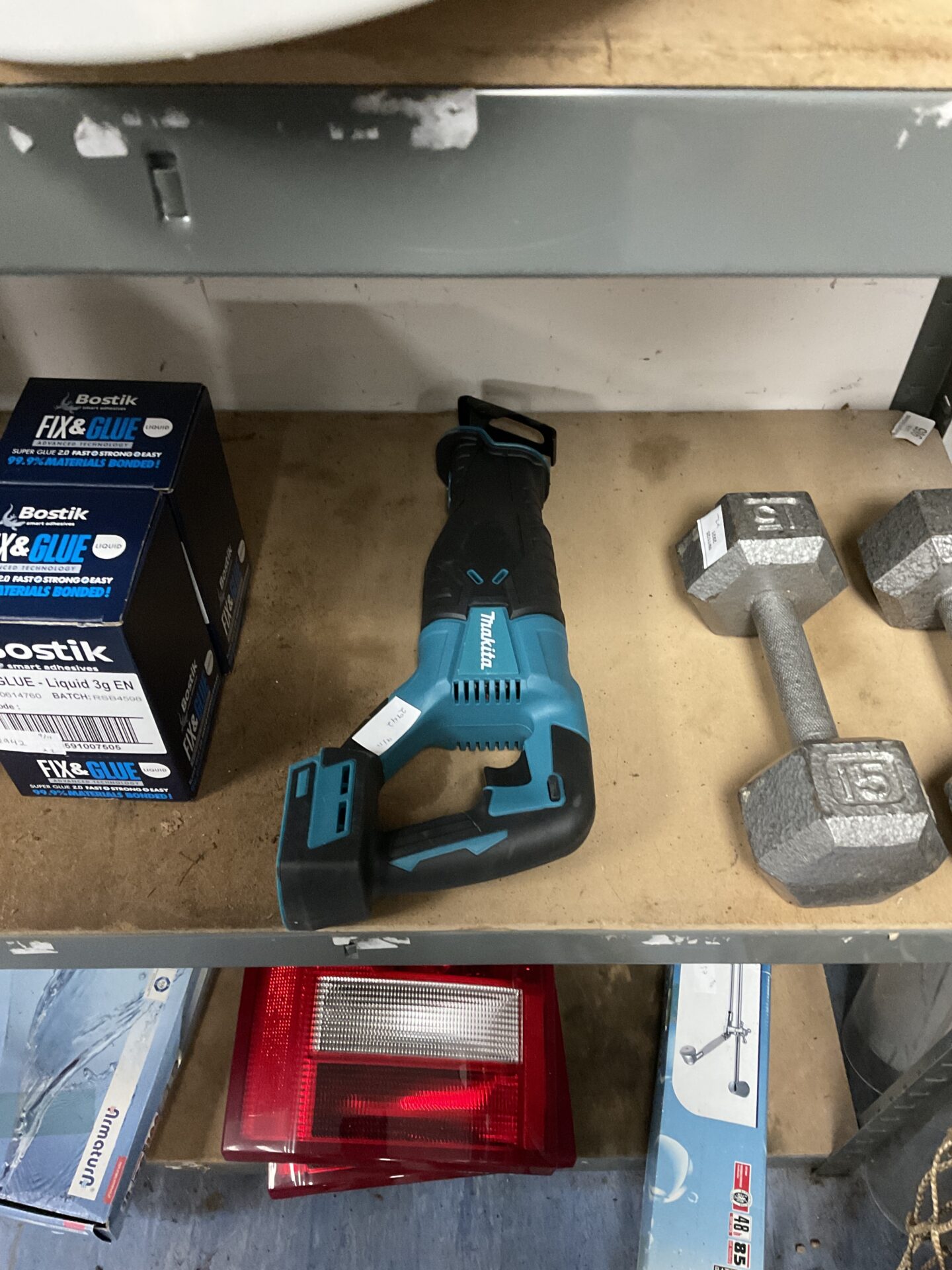 1146 Makita cordless reciprocating saw body only – untested