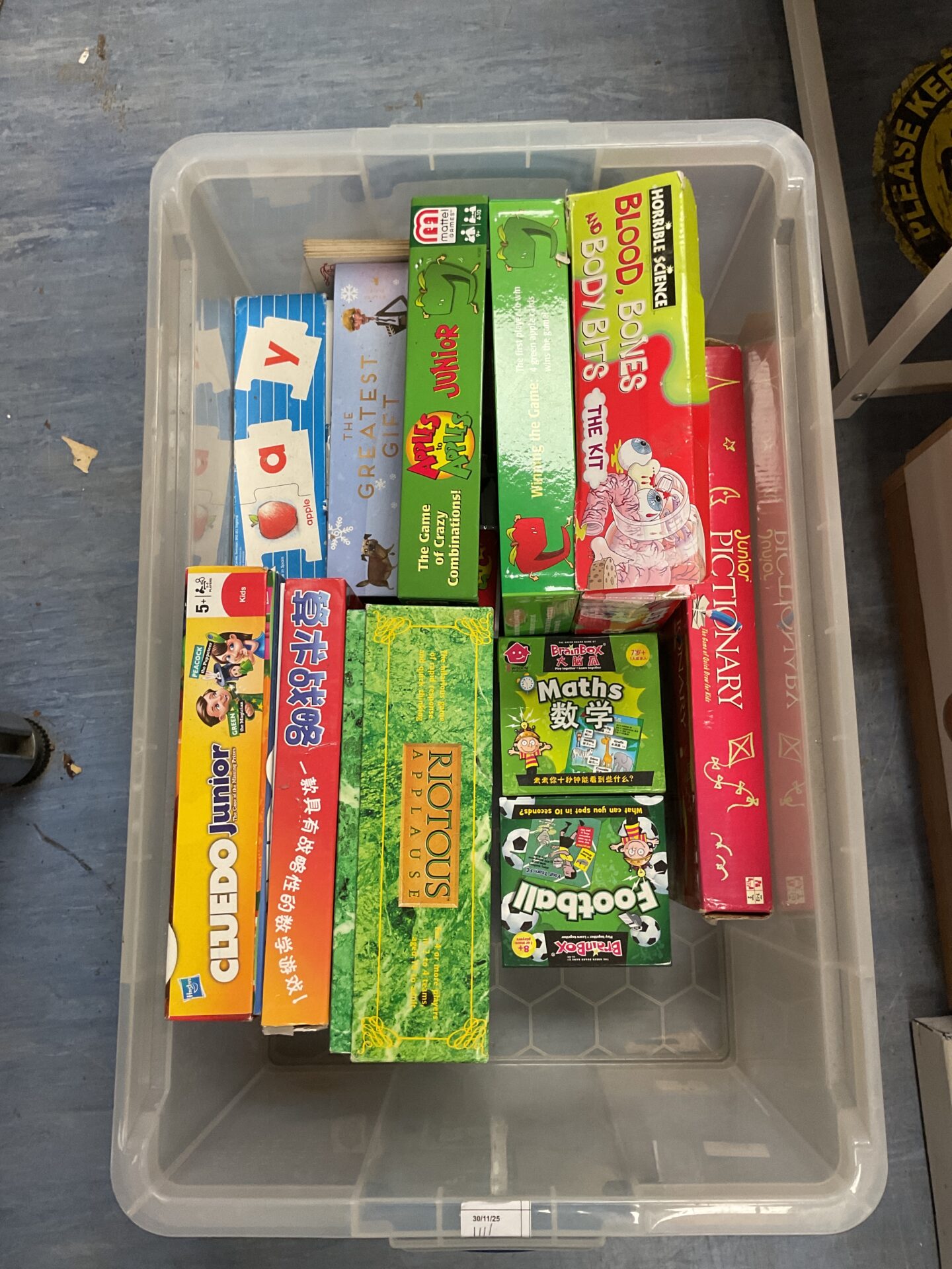 394 Box of mixed board games inc cluedo junior, brainbox maths and football
