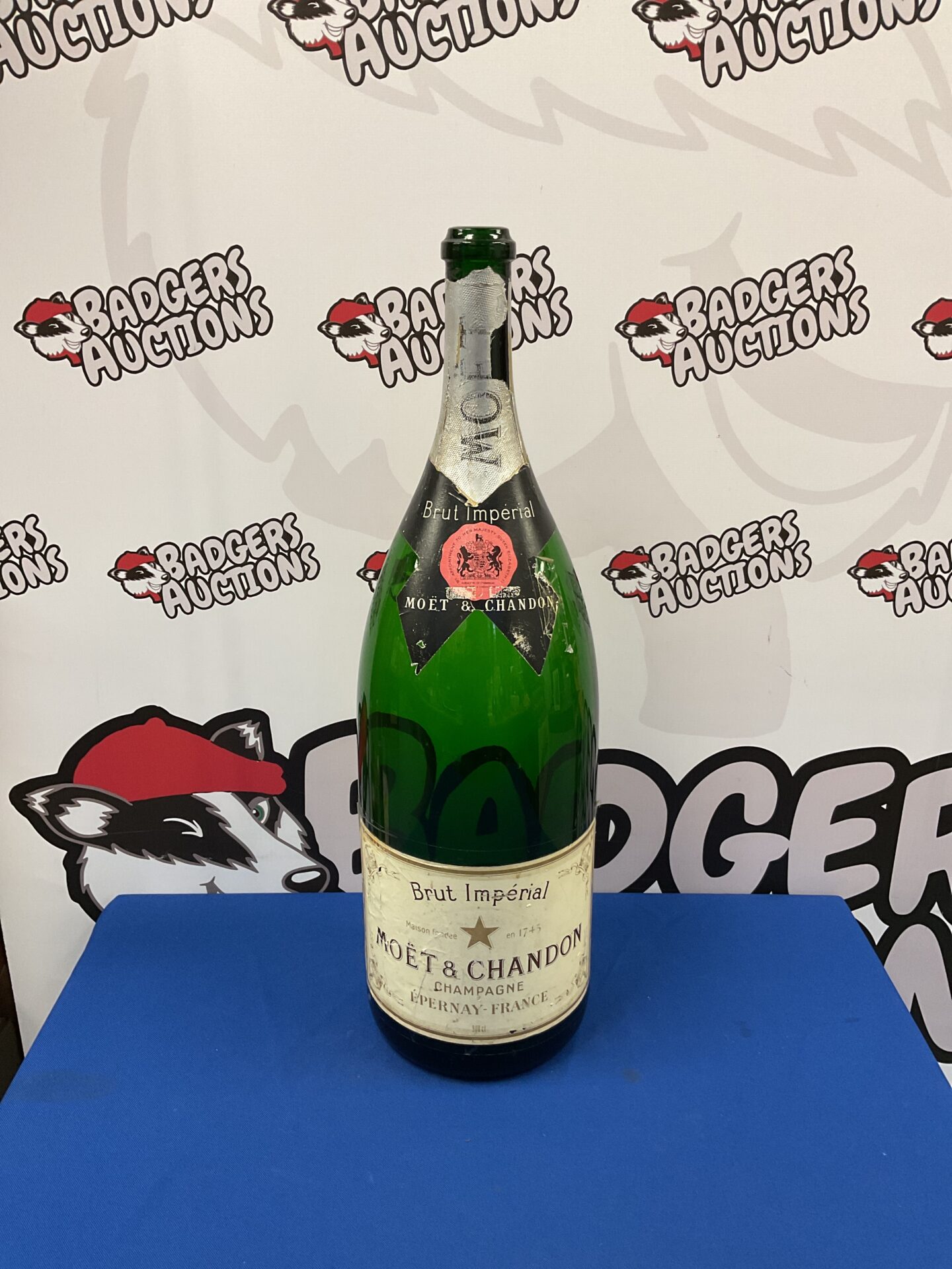 051 Large empty Brut imperial moet & chandon salmanazar bottle