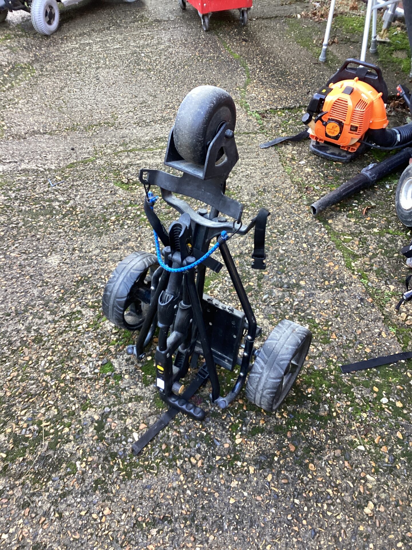 1175 Powakaddy golf trolley