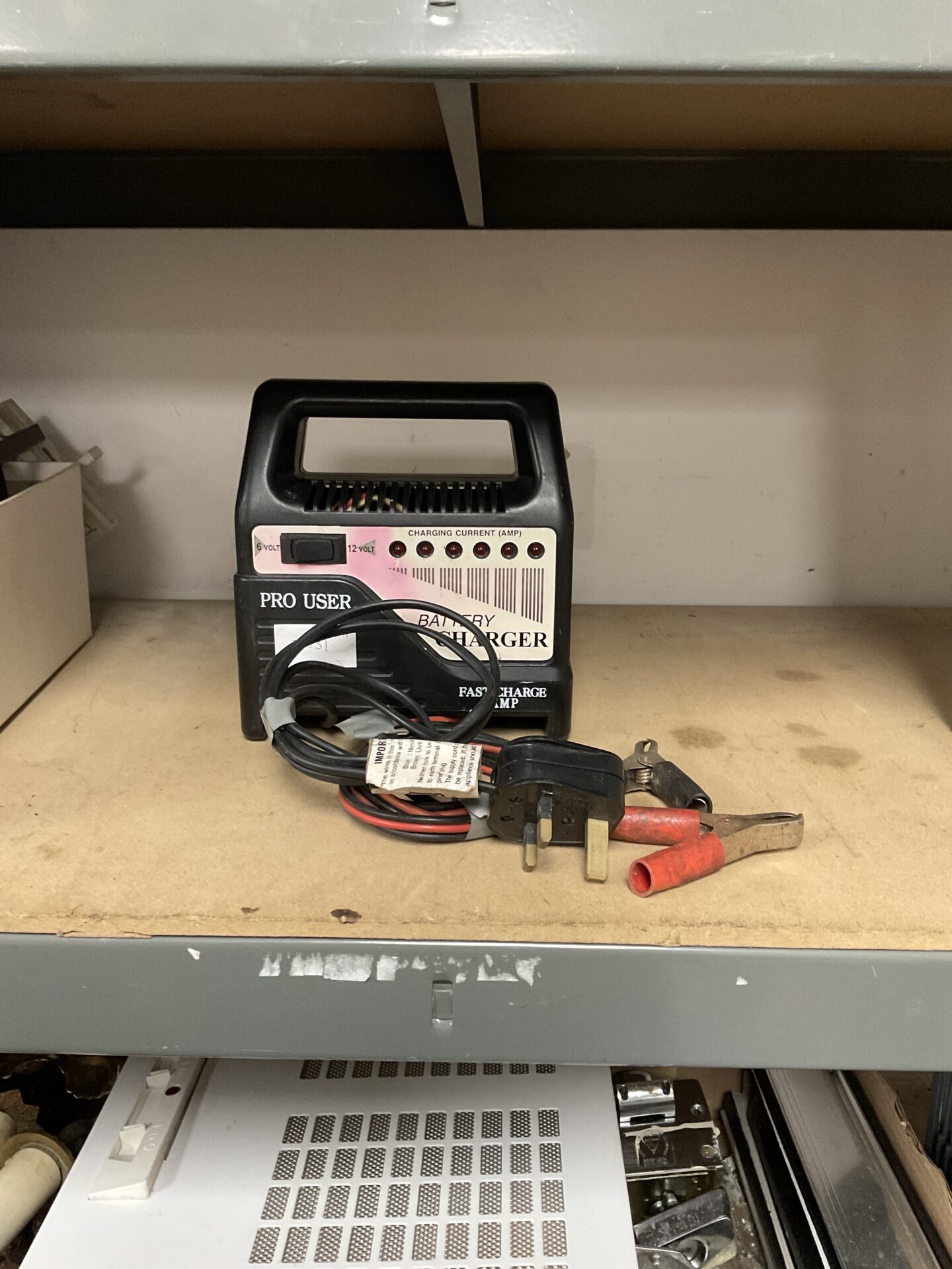 1140 Pro user 12v battery charger – working