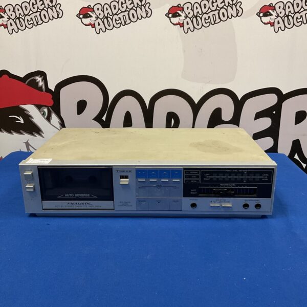 Vintage Realistic SCT-80 stereo cassette deck, front view.